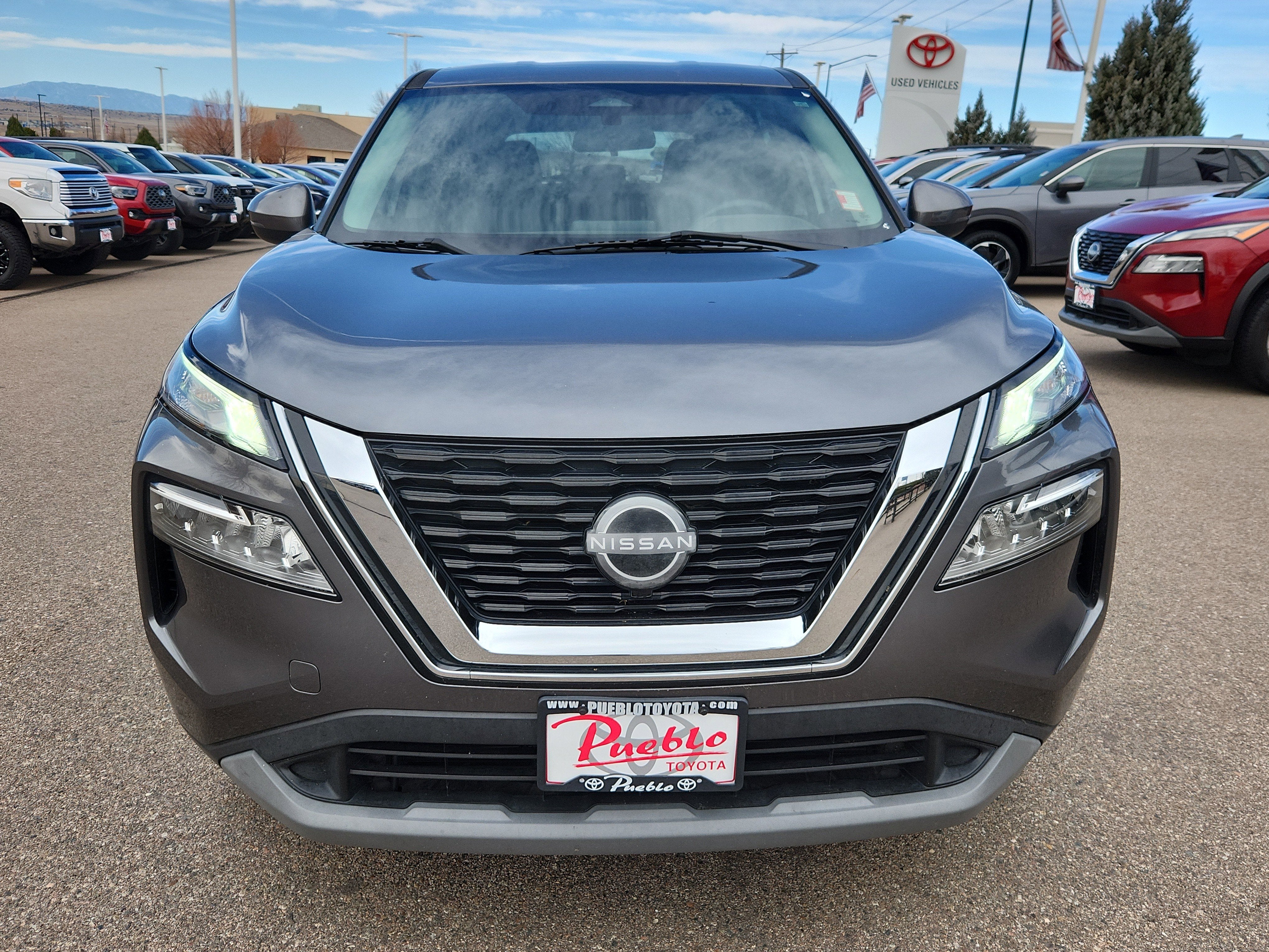 2022 Nissan Rogue SV