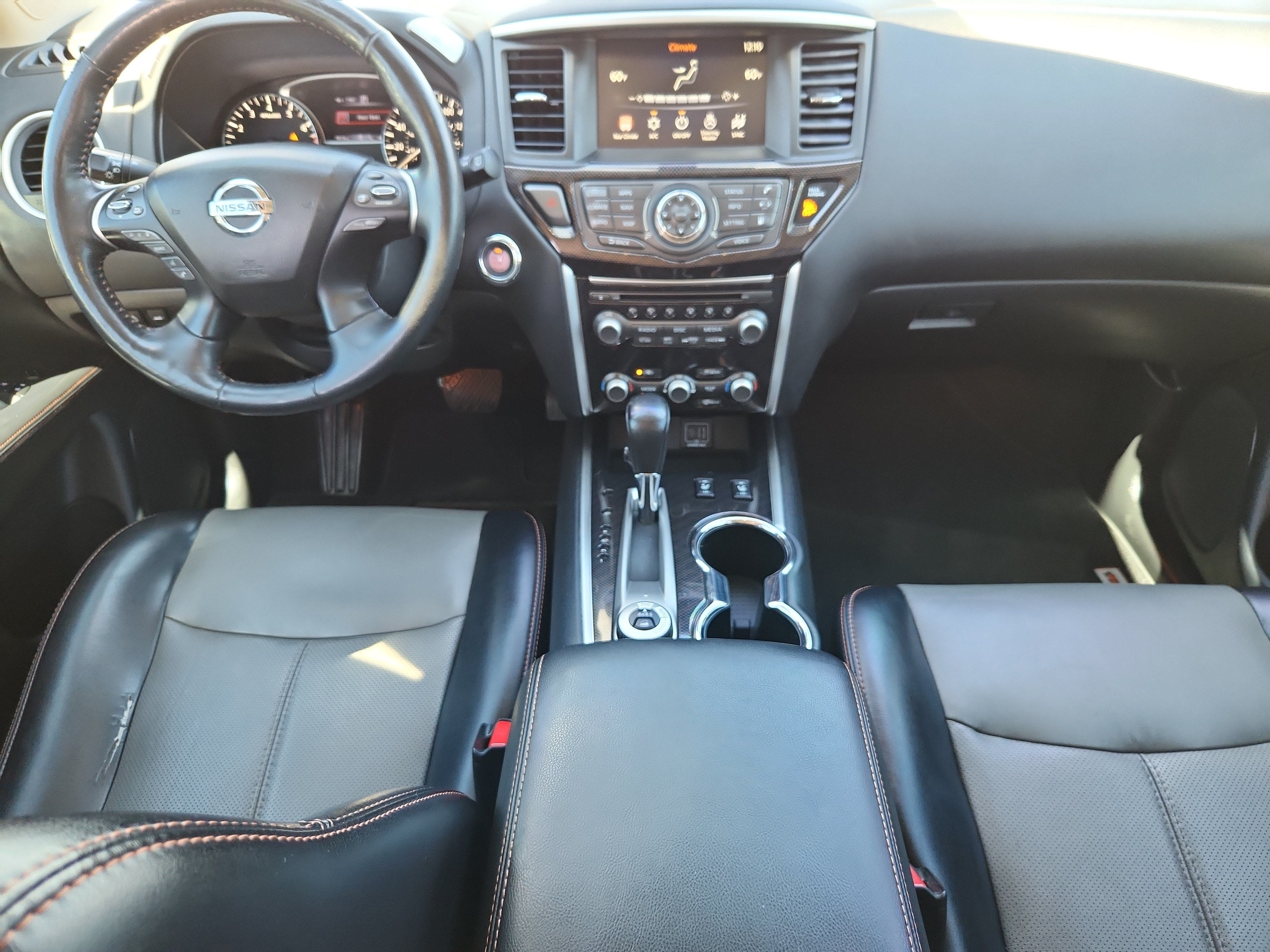 2020 Nissan Pathfinder SL