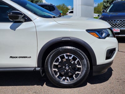 2020 Nissan Pathfinder SL