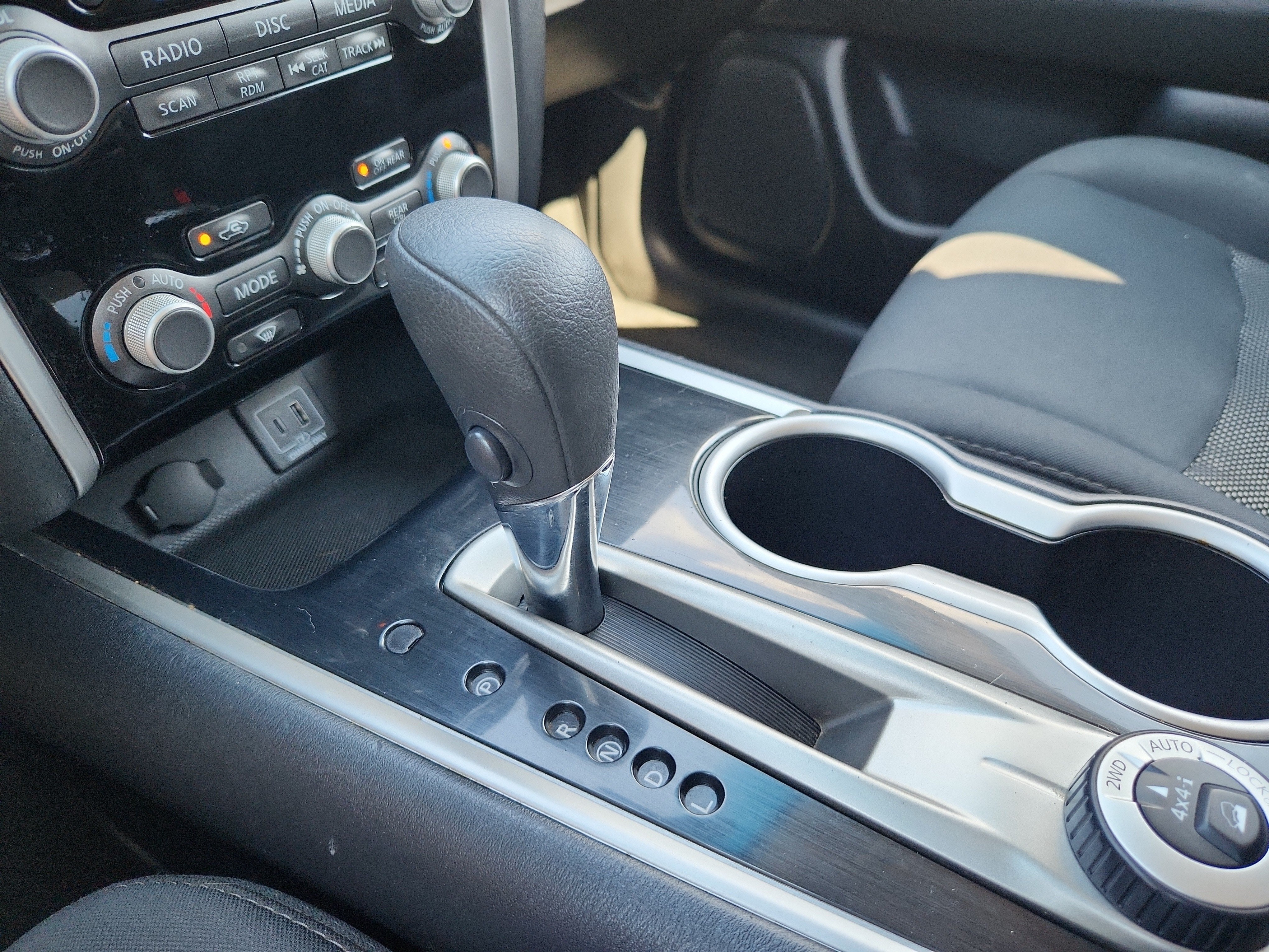 2019 Nissan Pathfinder S
