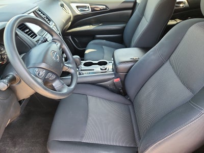 2019 Nissan Pathfinder S