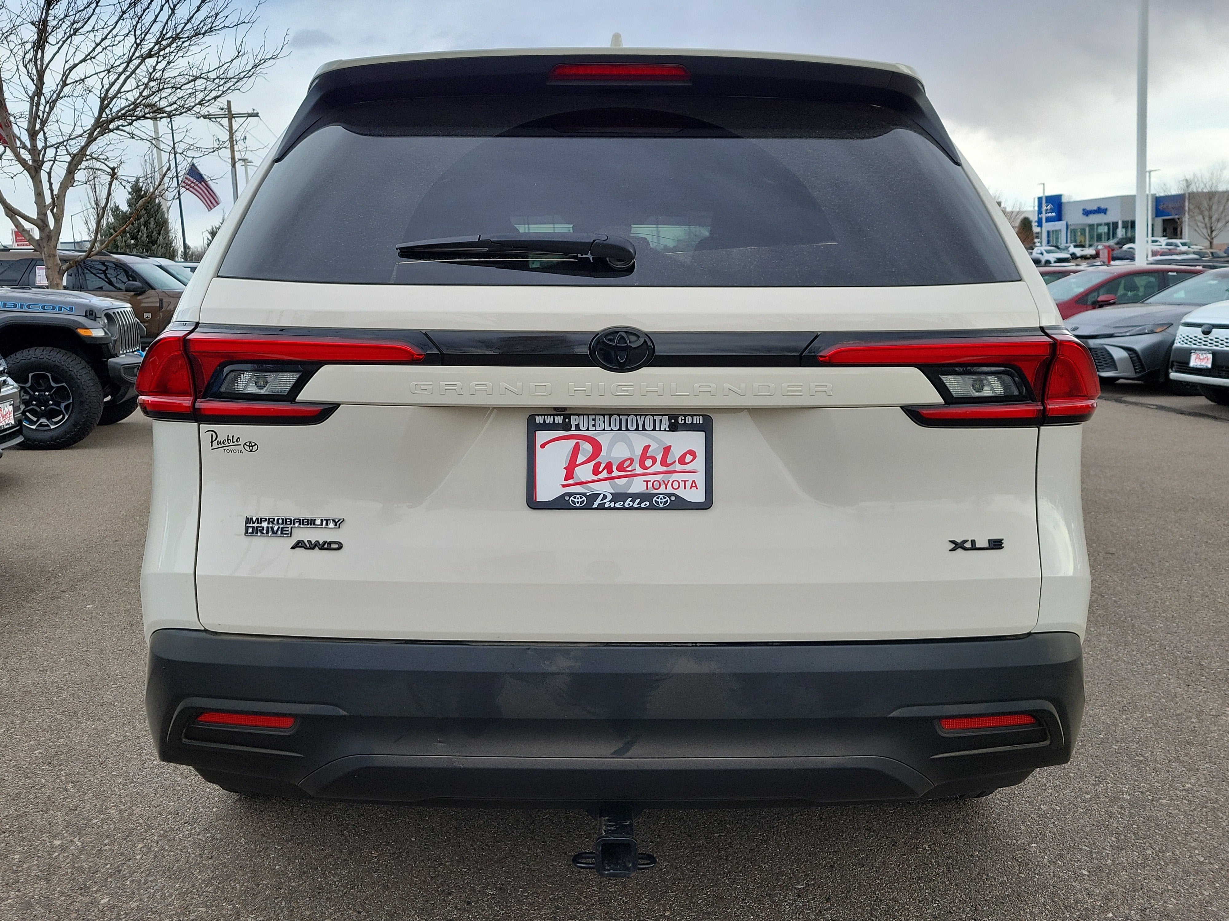 2024 Toyota Grand Highlander UP