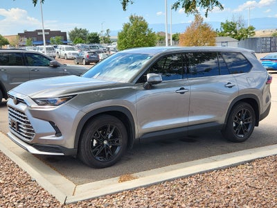 2025 Toyota Grand Highlander UP
