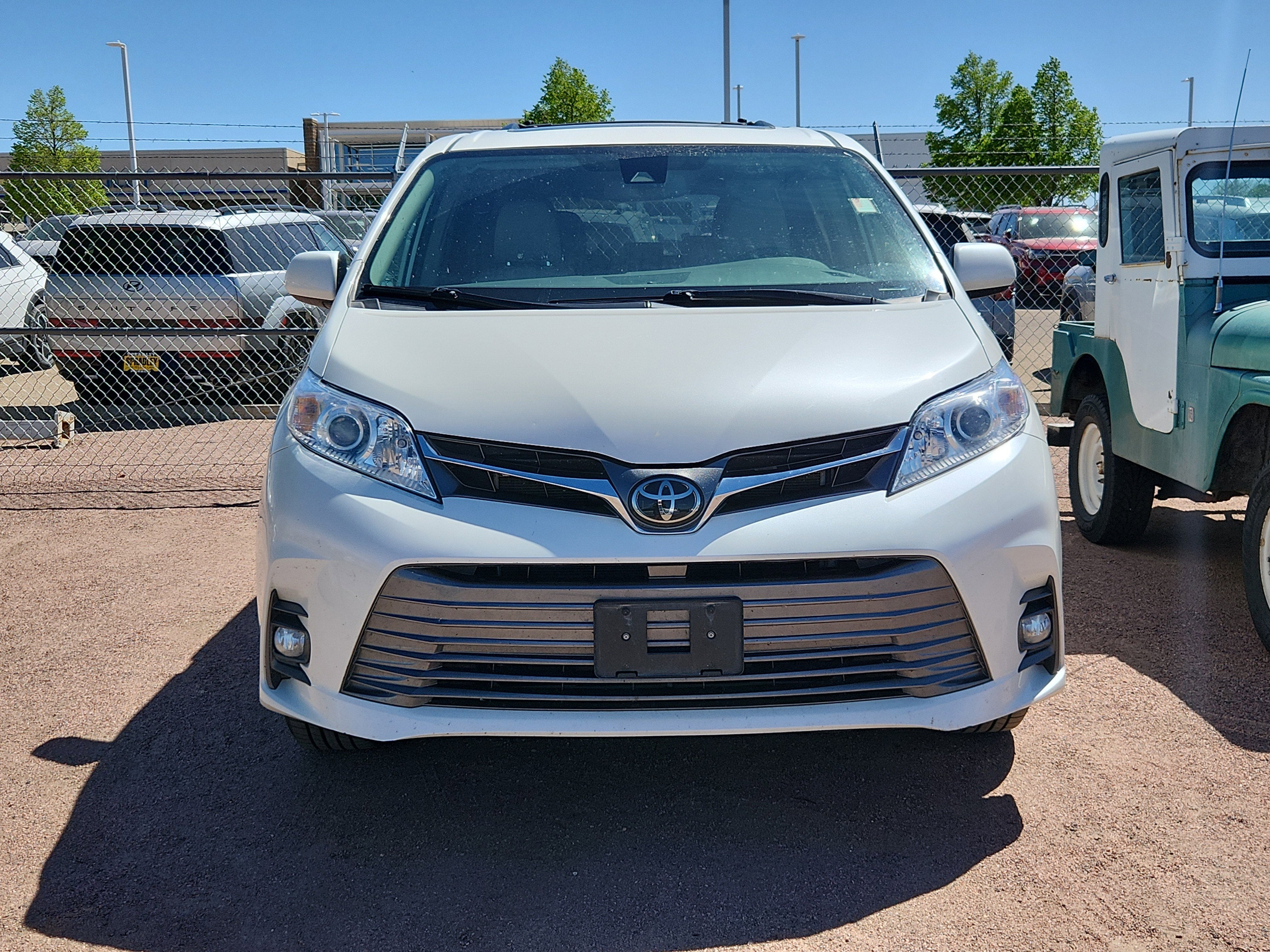 2020 Toyota Sienna PV