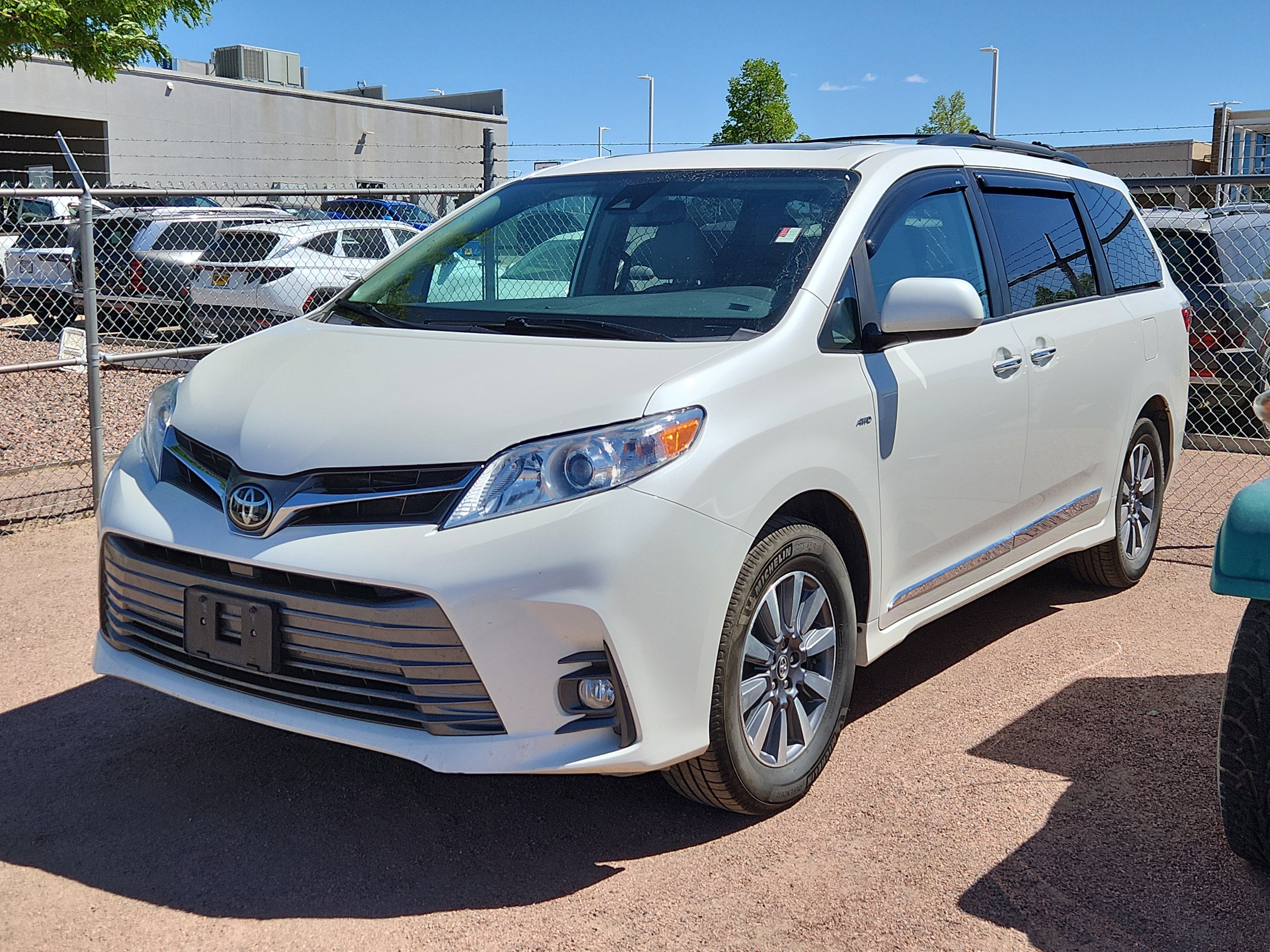 2020 Toyota Sienna PV