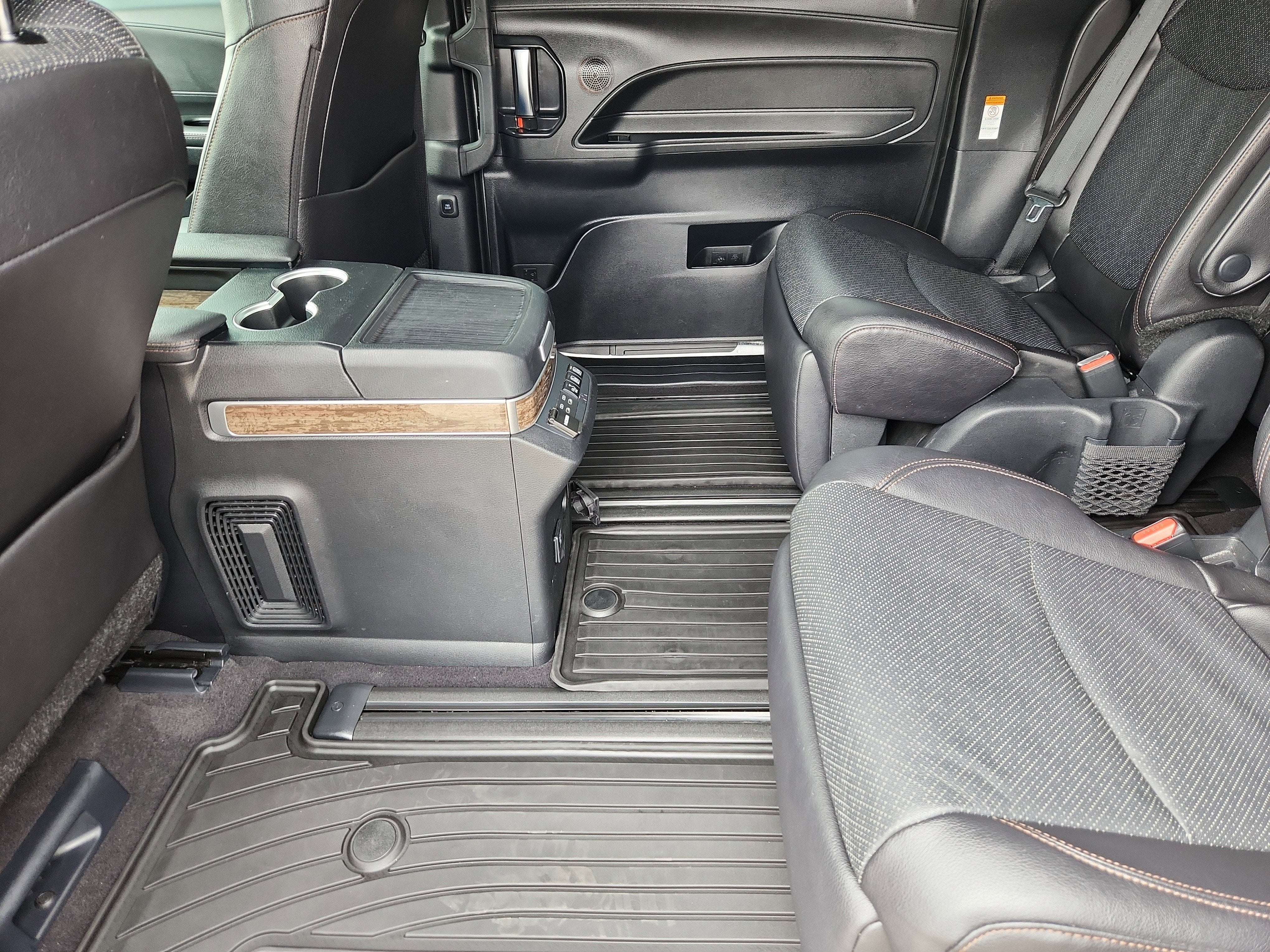 2025 Toyota Sienna Platinum