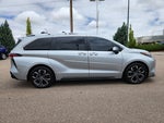 2025 Toyota Sienna Platinum
