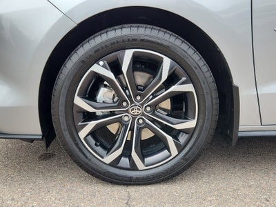 2025 Toyota Sienna Platinum