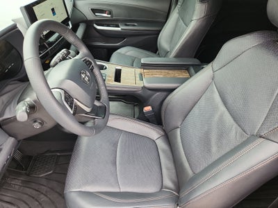 2025 Toyota Sienna Platinum