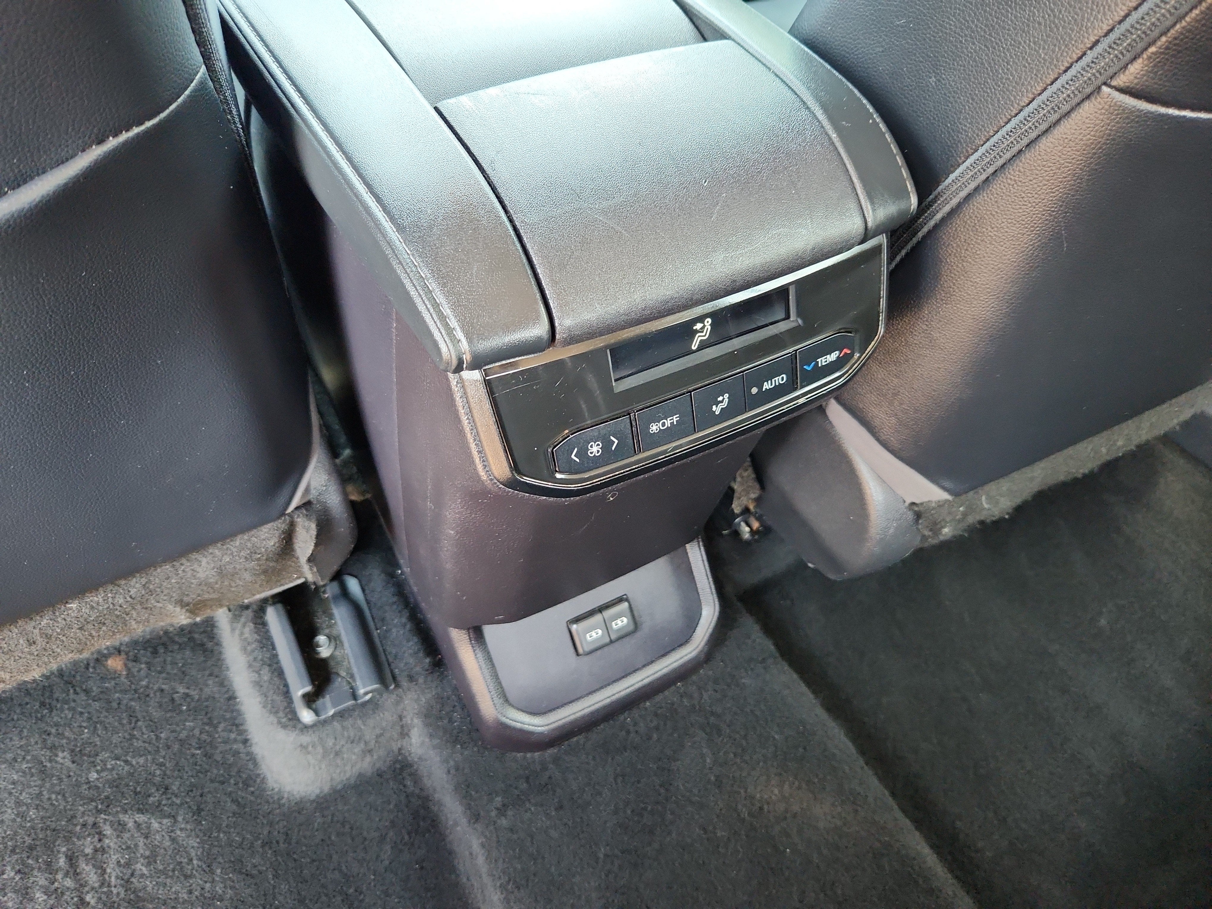 2022 Toyota Highlander UP