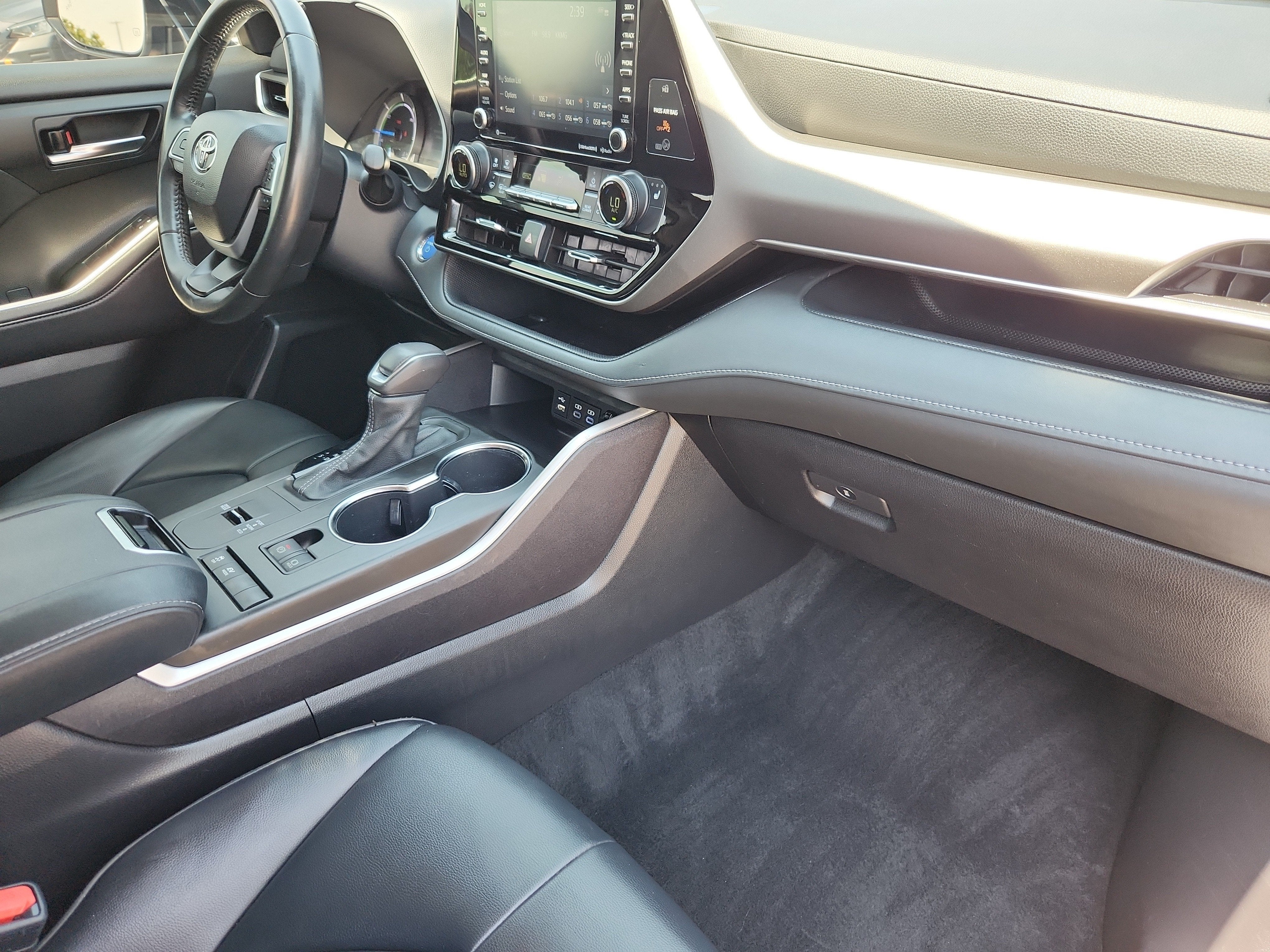 2022 Toyota Highlander UP
