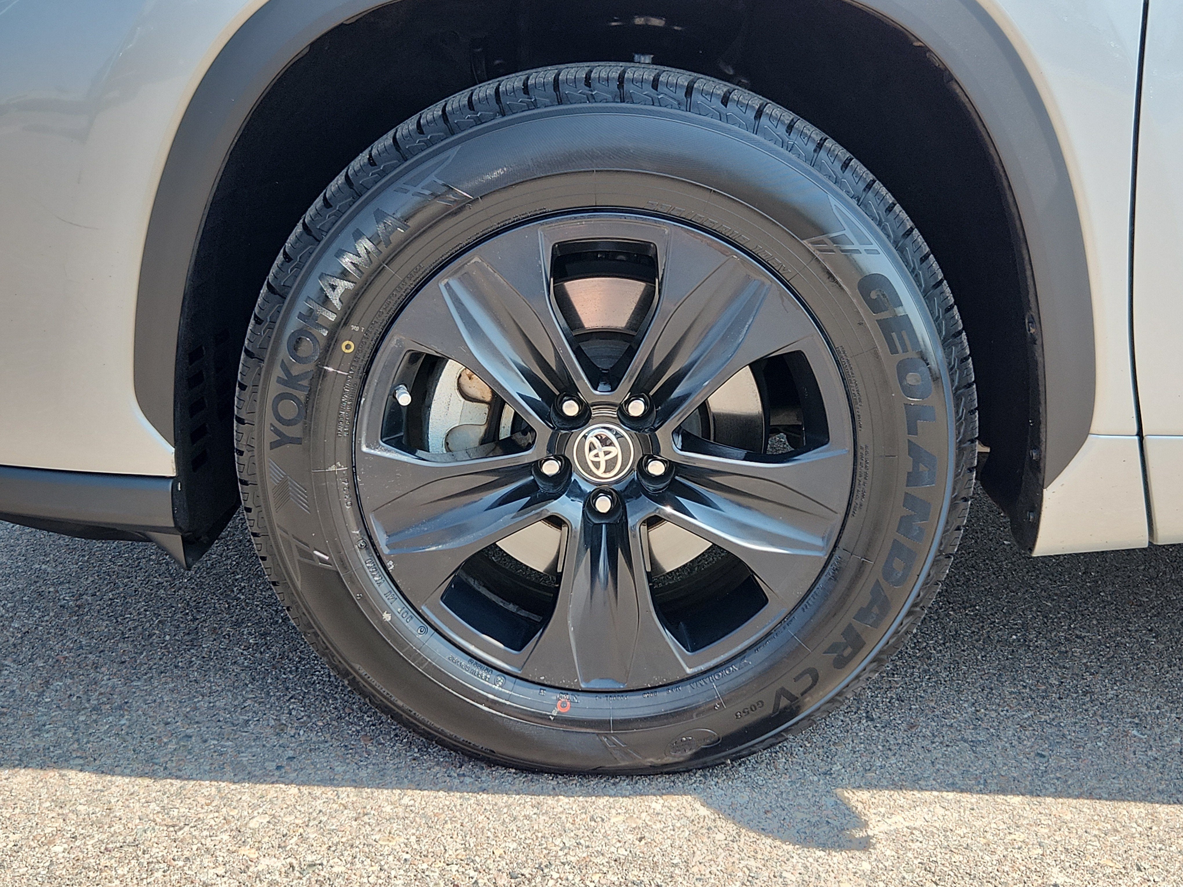 2022 Toyota Highlander UP