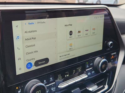 2024 Toyota Highlander UP