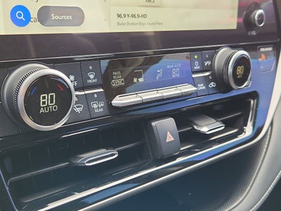 2024 Toyota Highlander UP