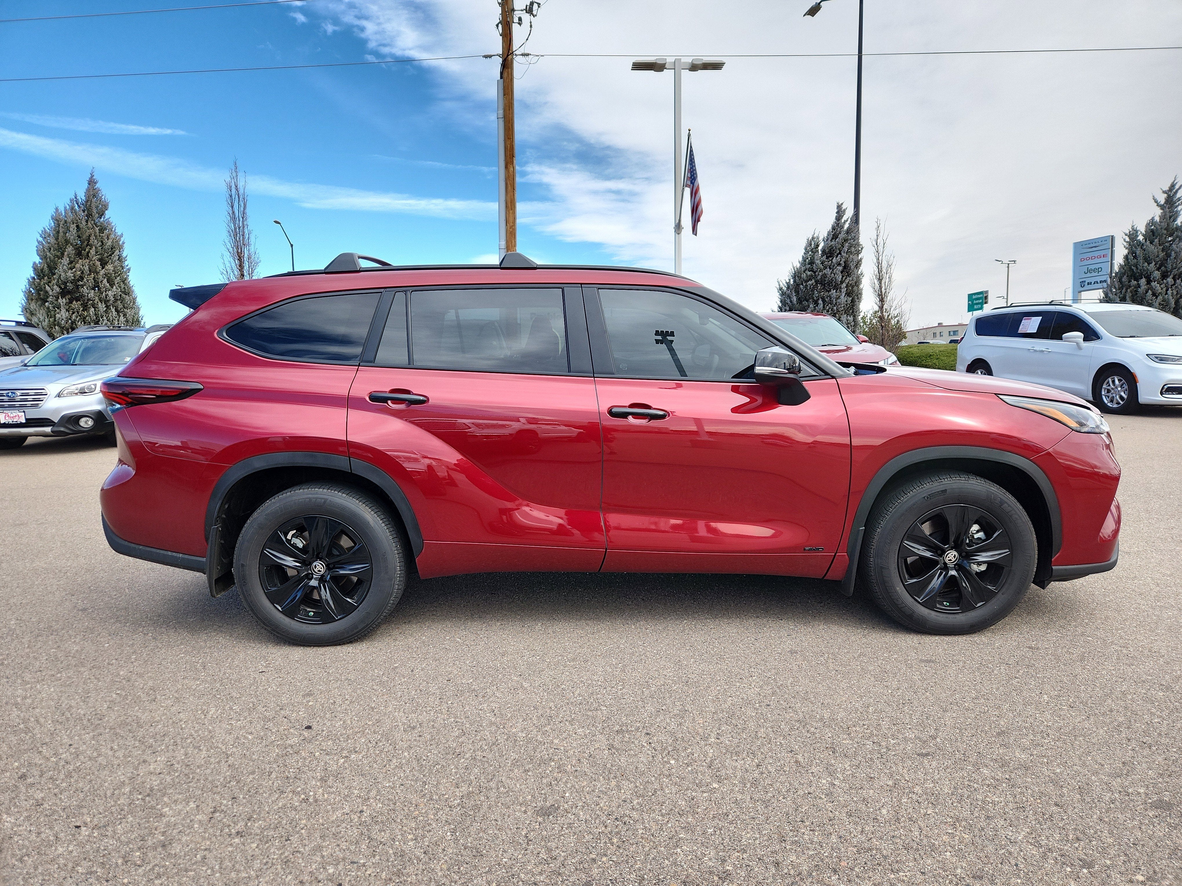 2024 Toyota Highlander UP