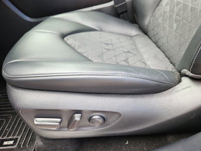 2024 Toyota Highlander UP