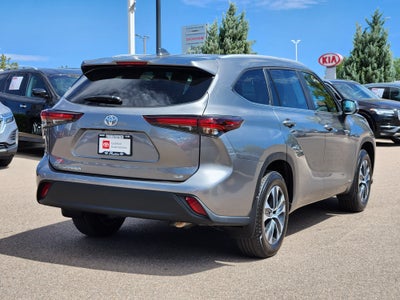2026 Toyota Highlander Hybrid XLE