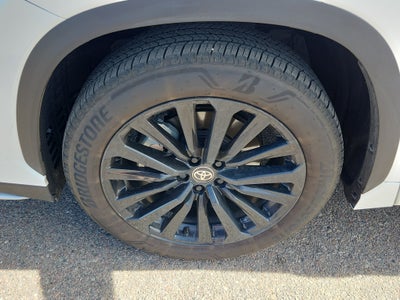 2025 Toyota Highlander XSE