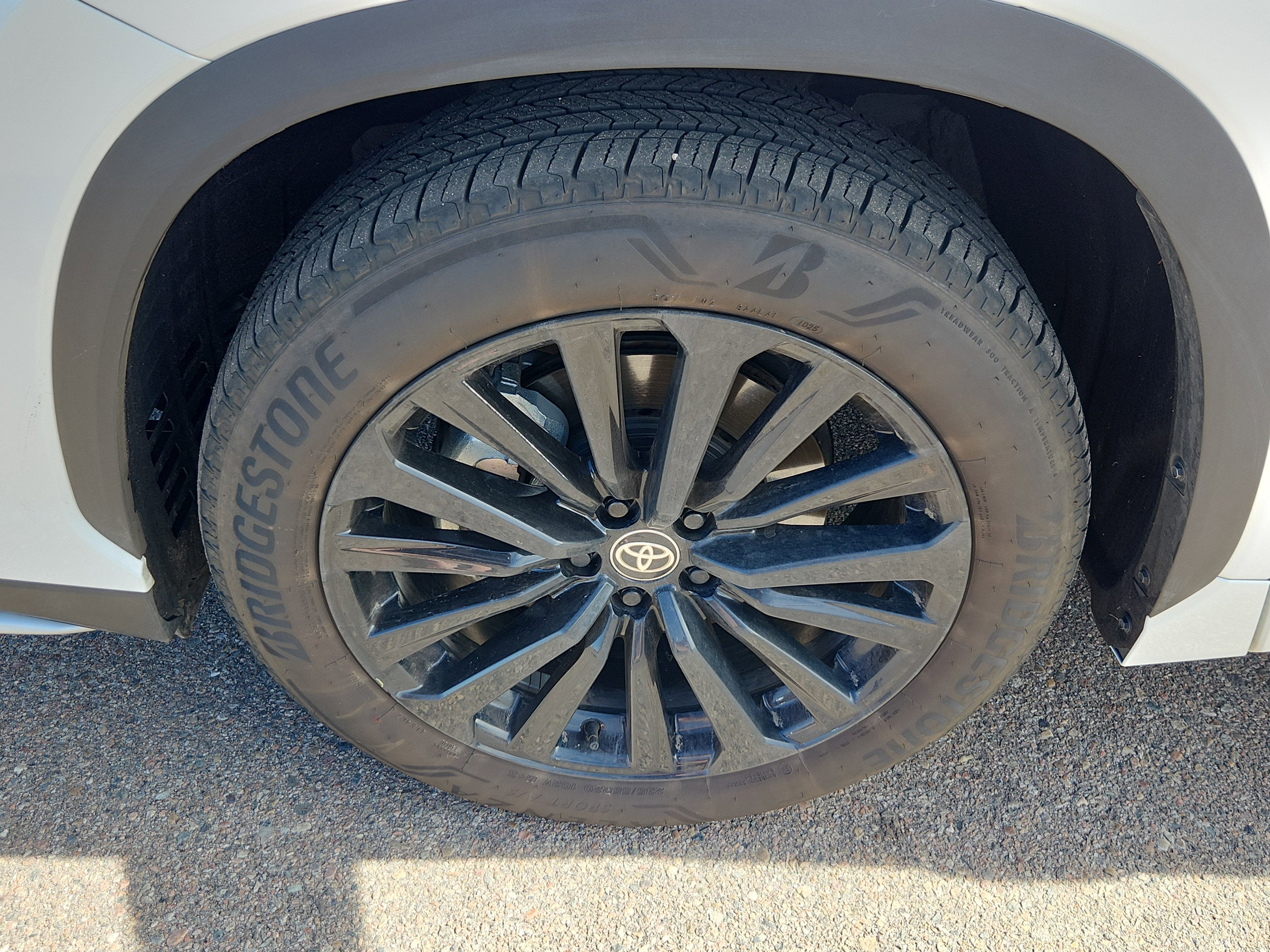 2025 Toyota Highlander XSE