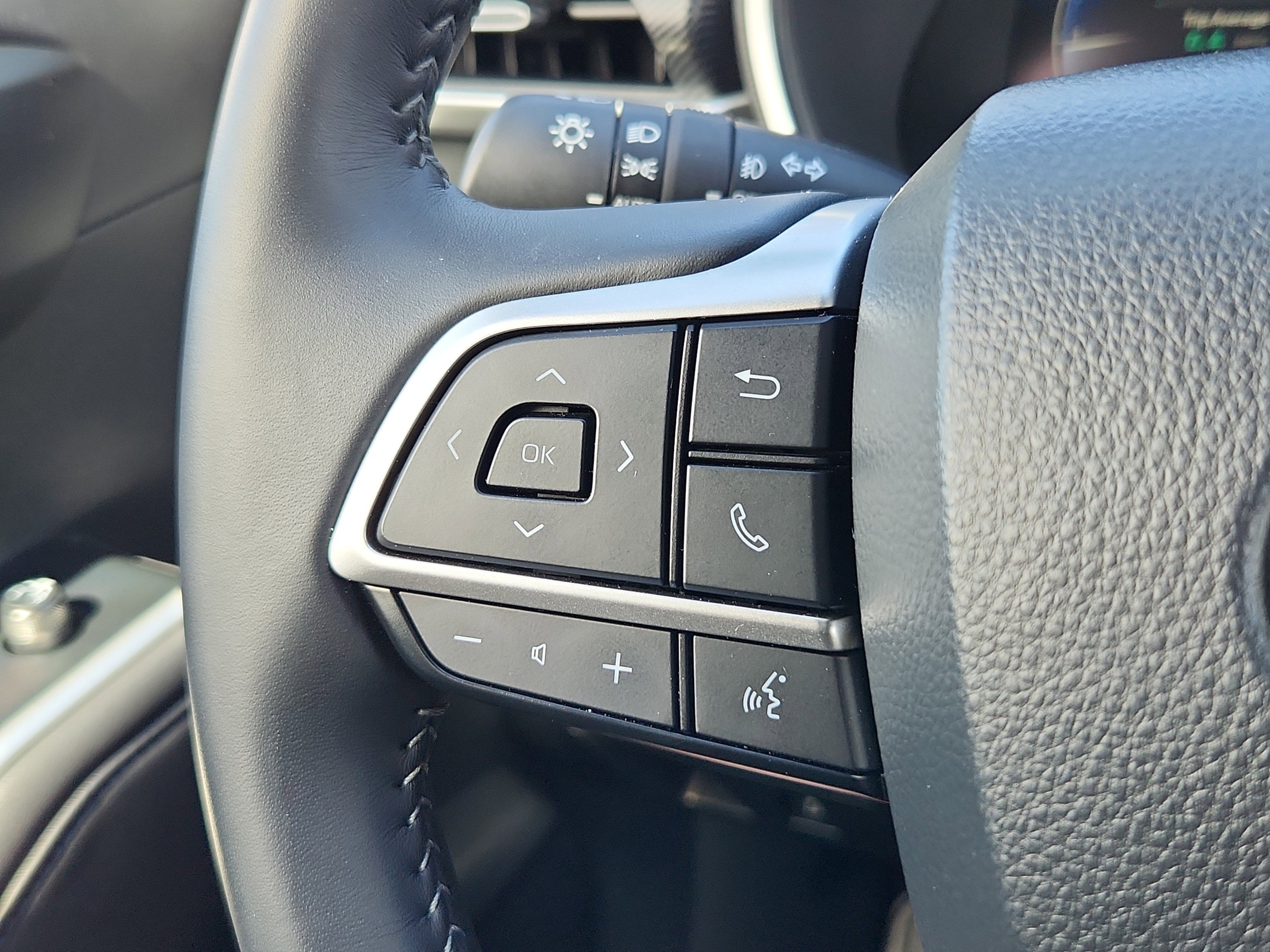 2025 Toyota Highlander XSE