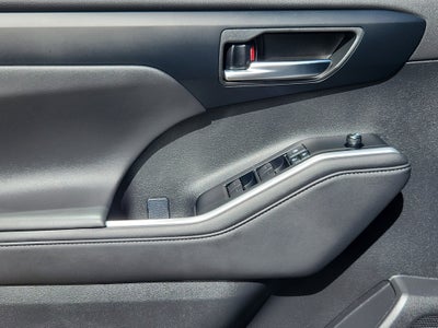 2025 Toyota Highlander XSE