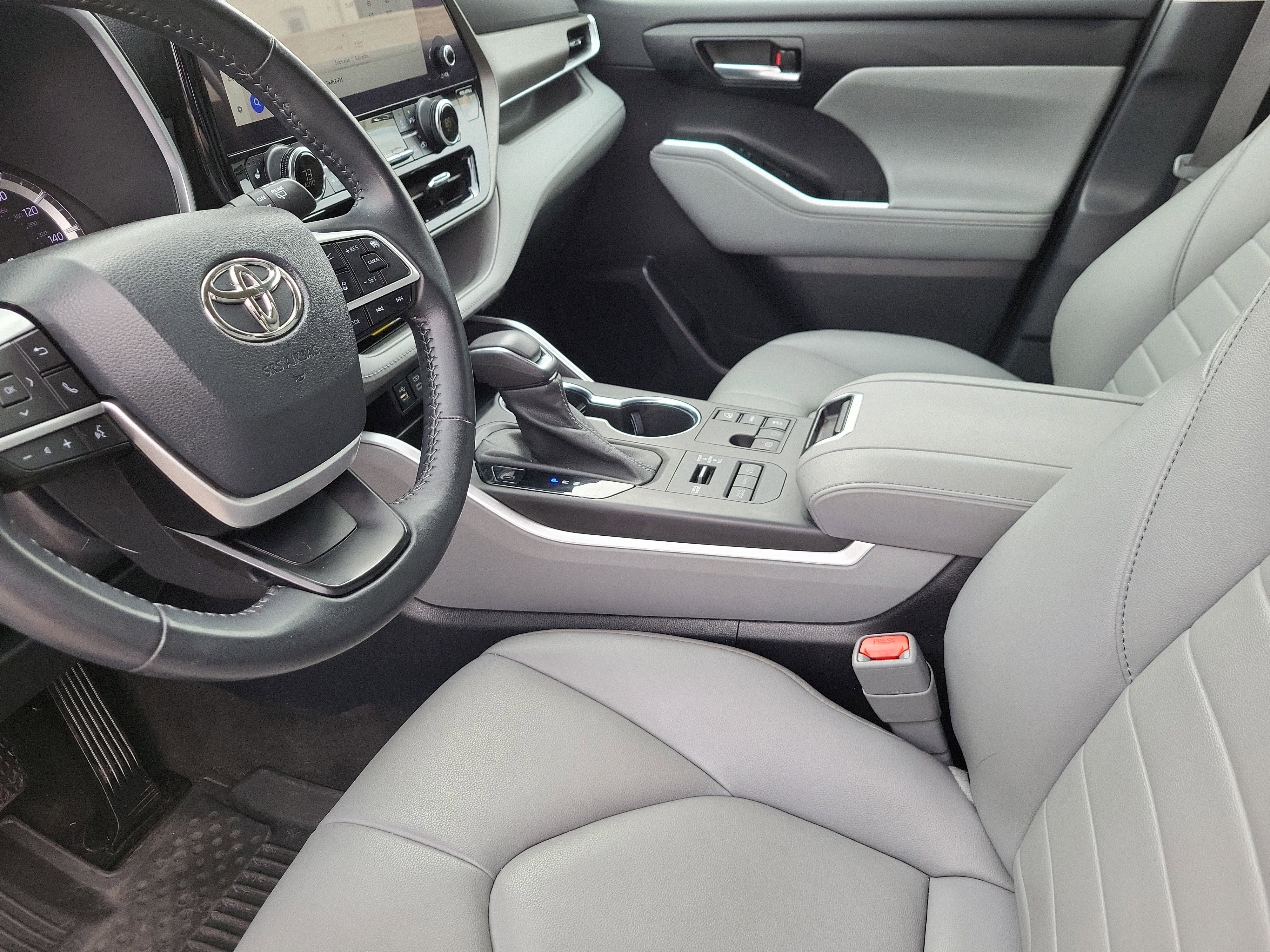 2023 Toyota Highlander XLE