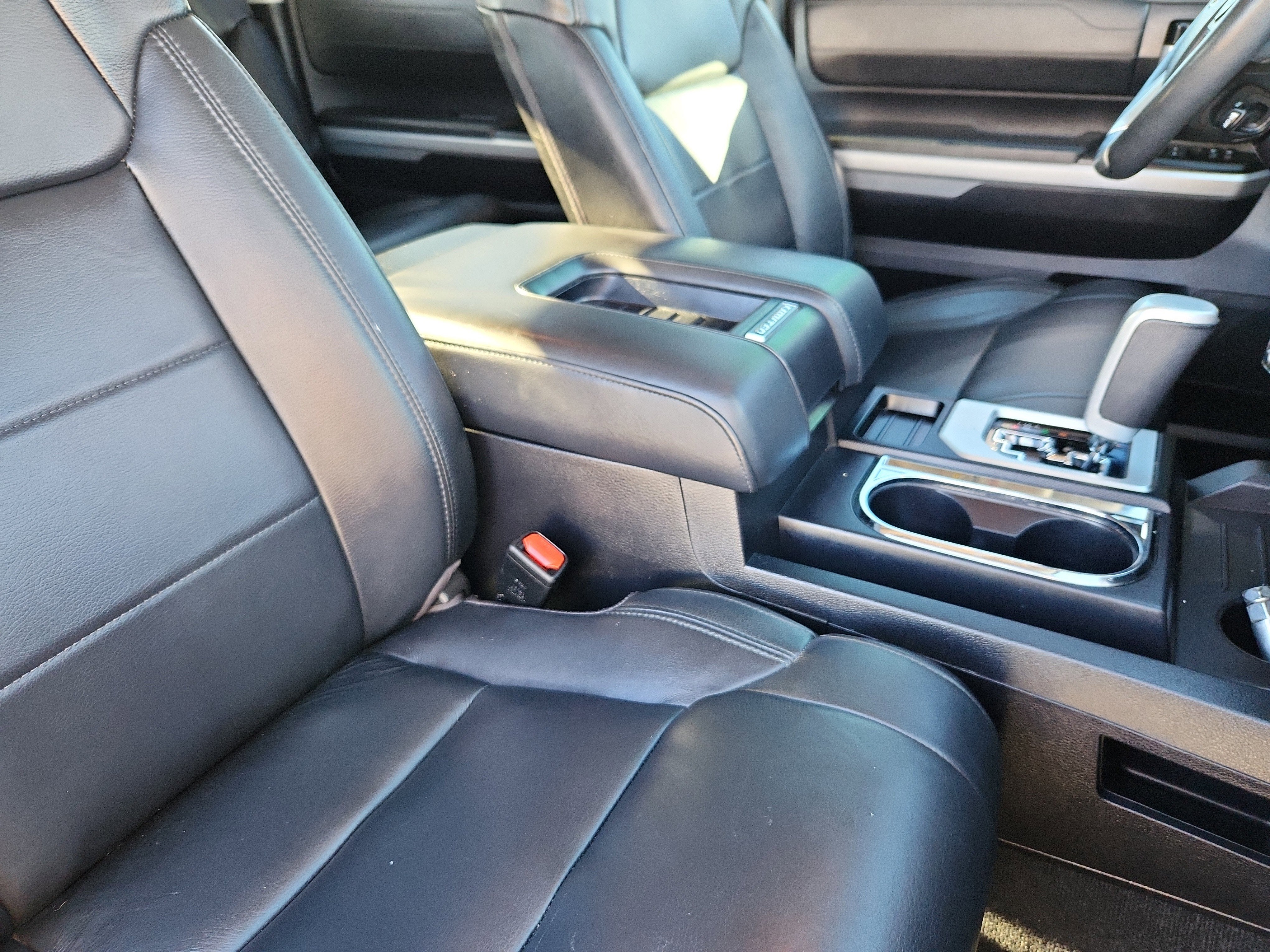 2016 Toyota Tundra LTD