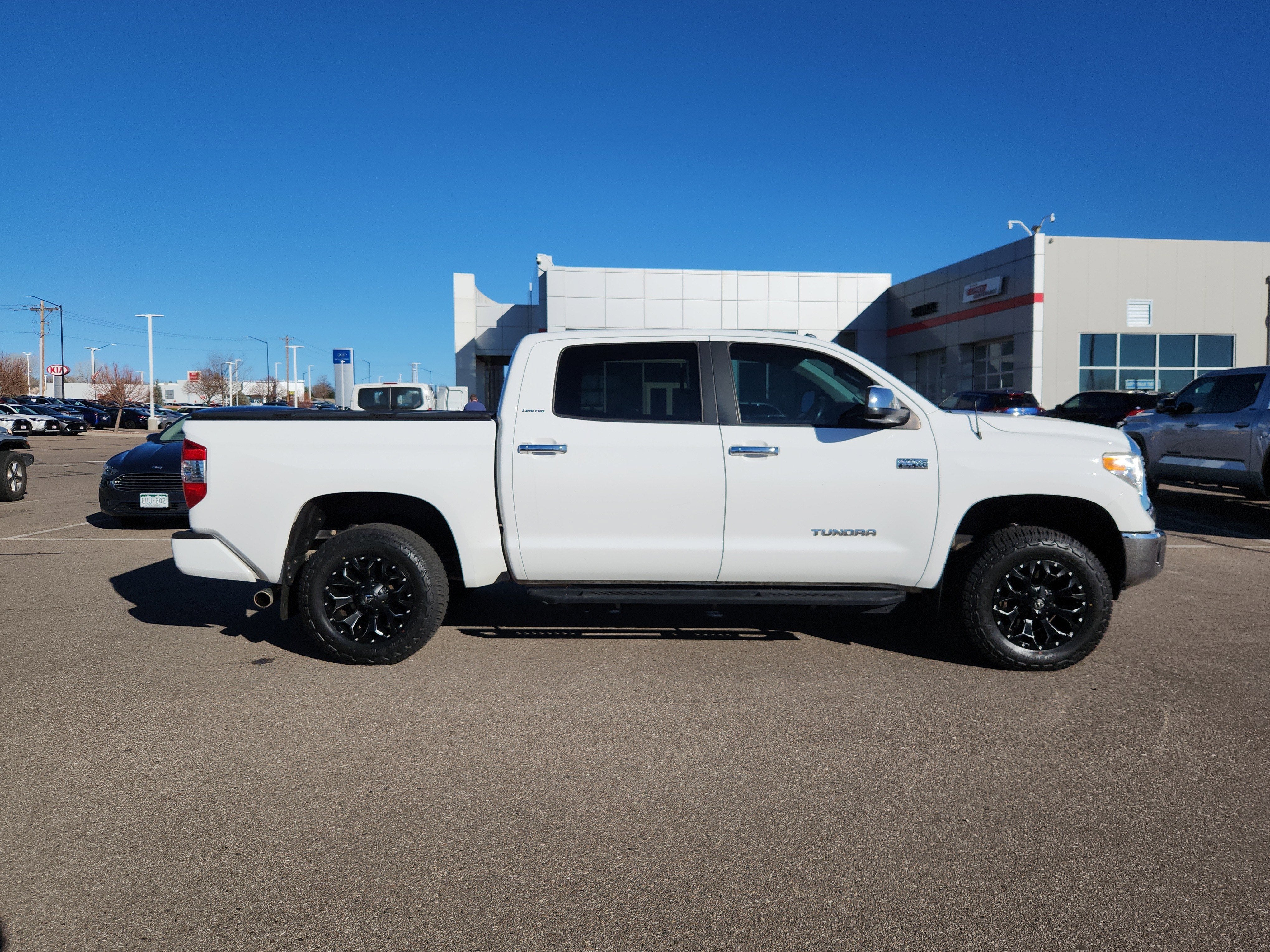 2016 Toyota Tundra LTD