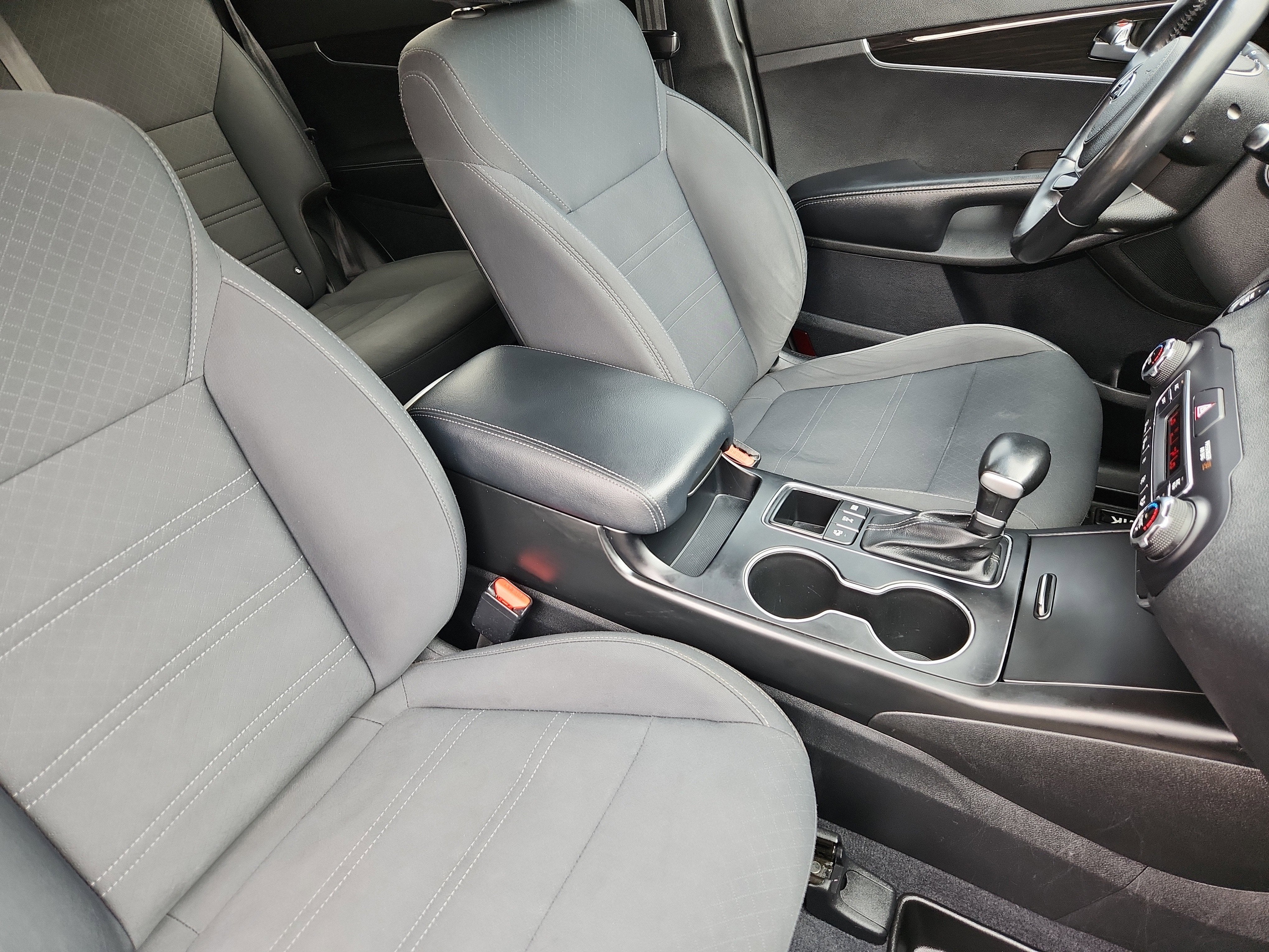 2020 Kia Sorento S V6