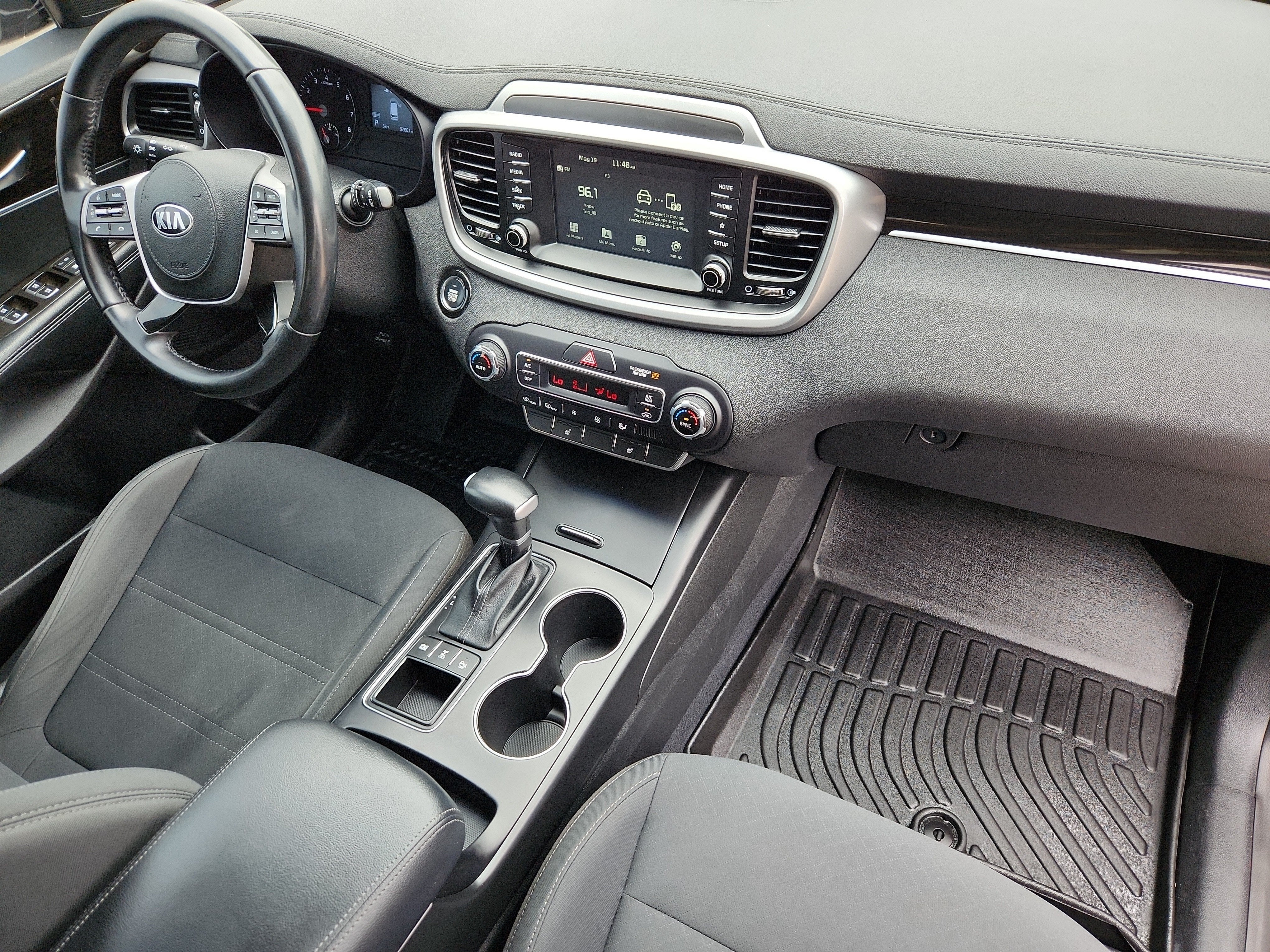 2020 Kia Sorento S V6