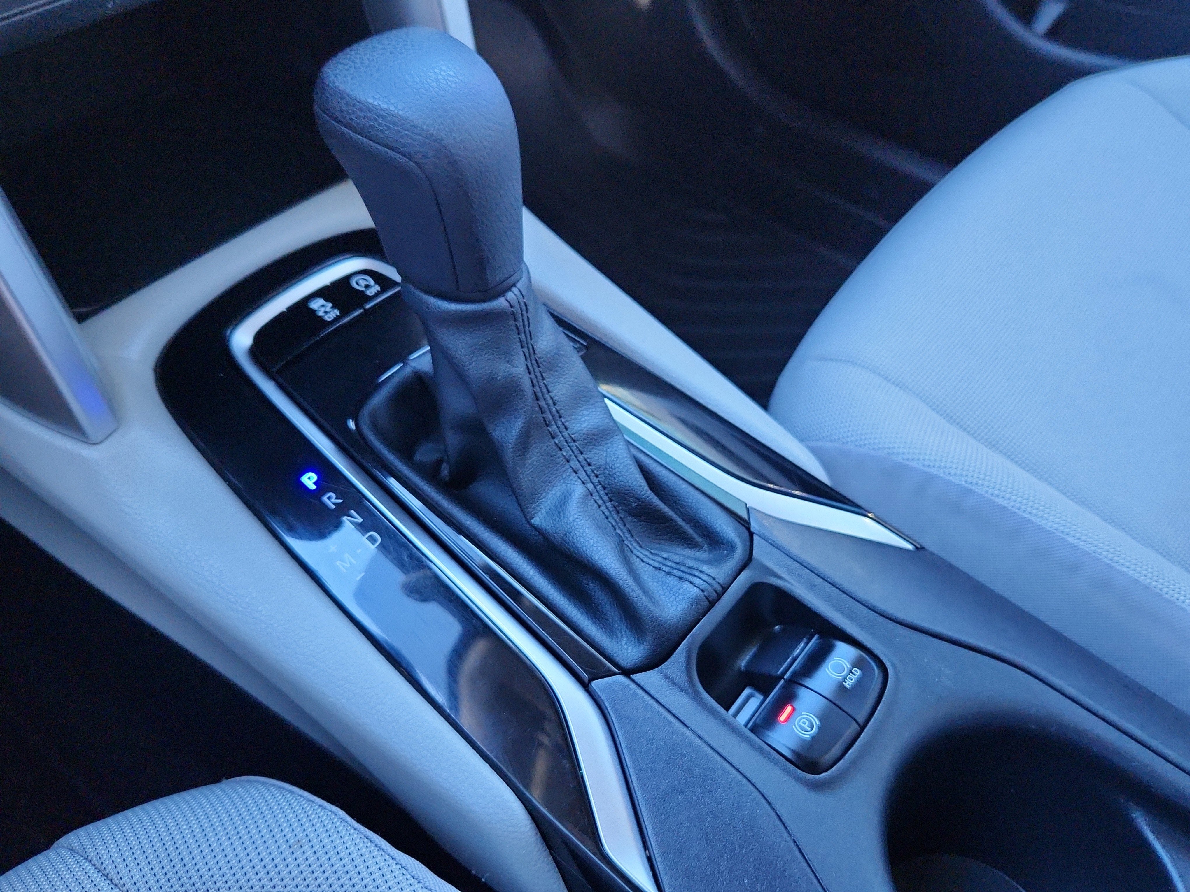 2022 Toyota Corolla Cross L