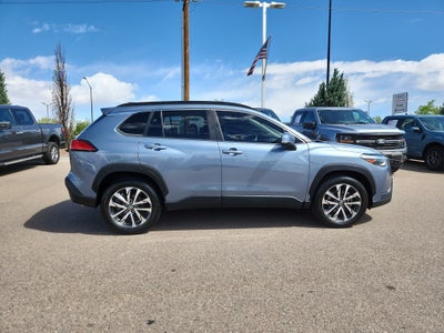 2022 Toyota Corolla Cross XLE