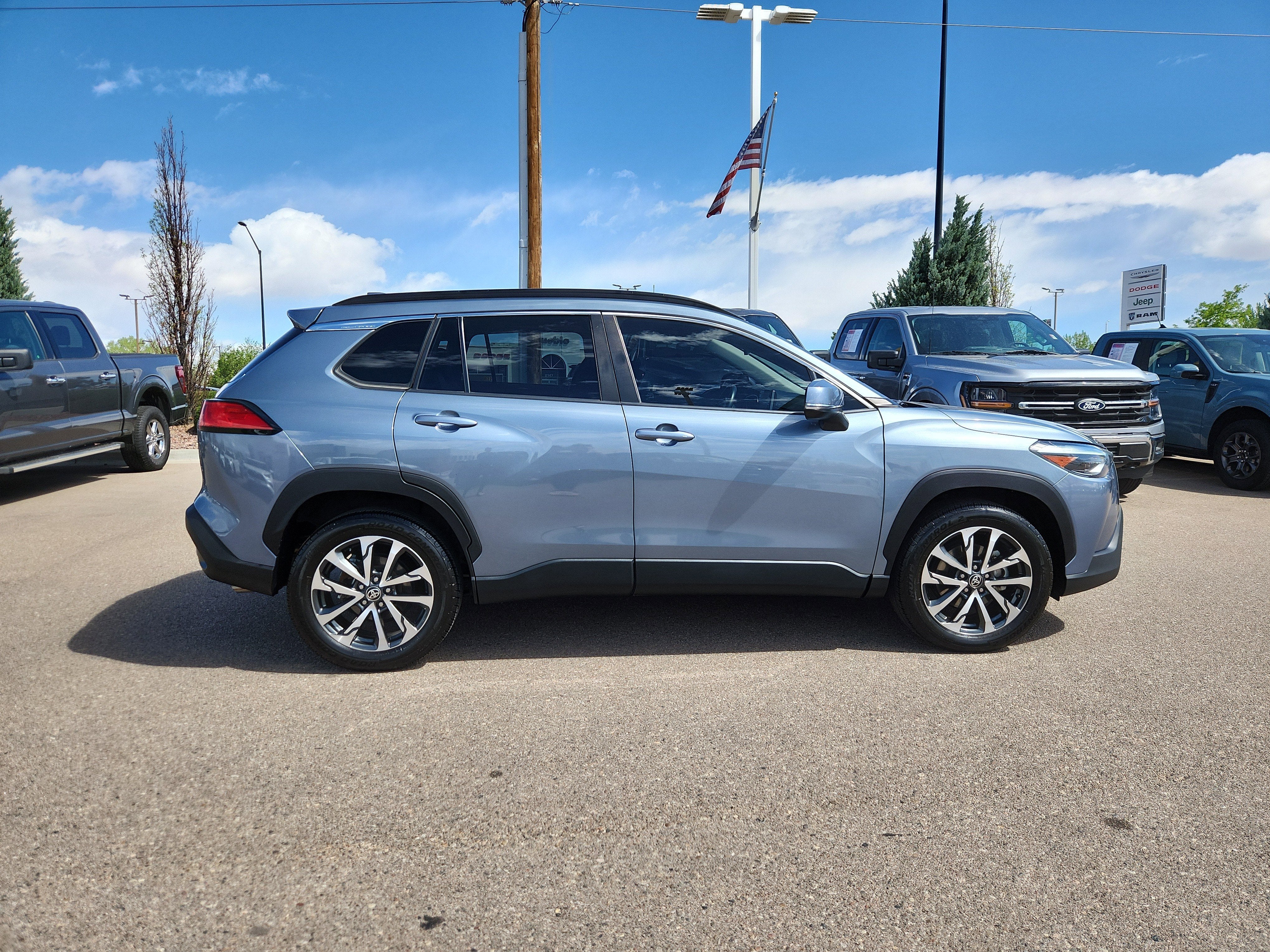 2022 Toyota Corolla Cross XLE