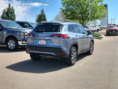 2022 Toyota Corolla Cross XLE