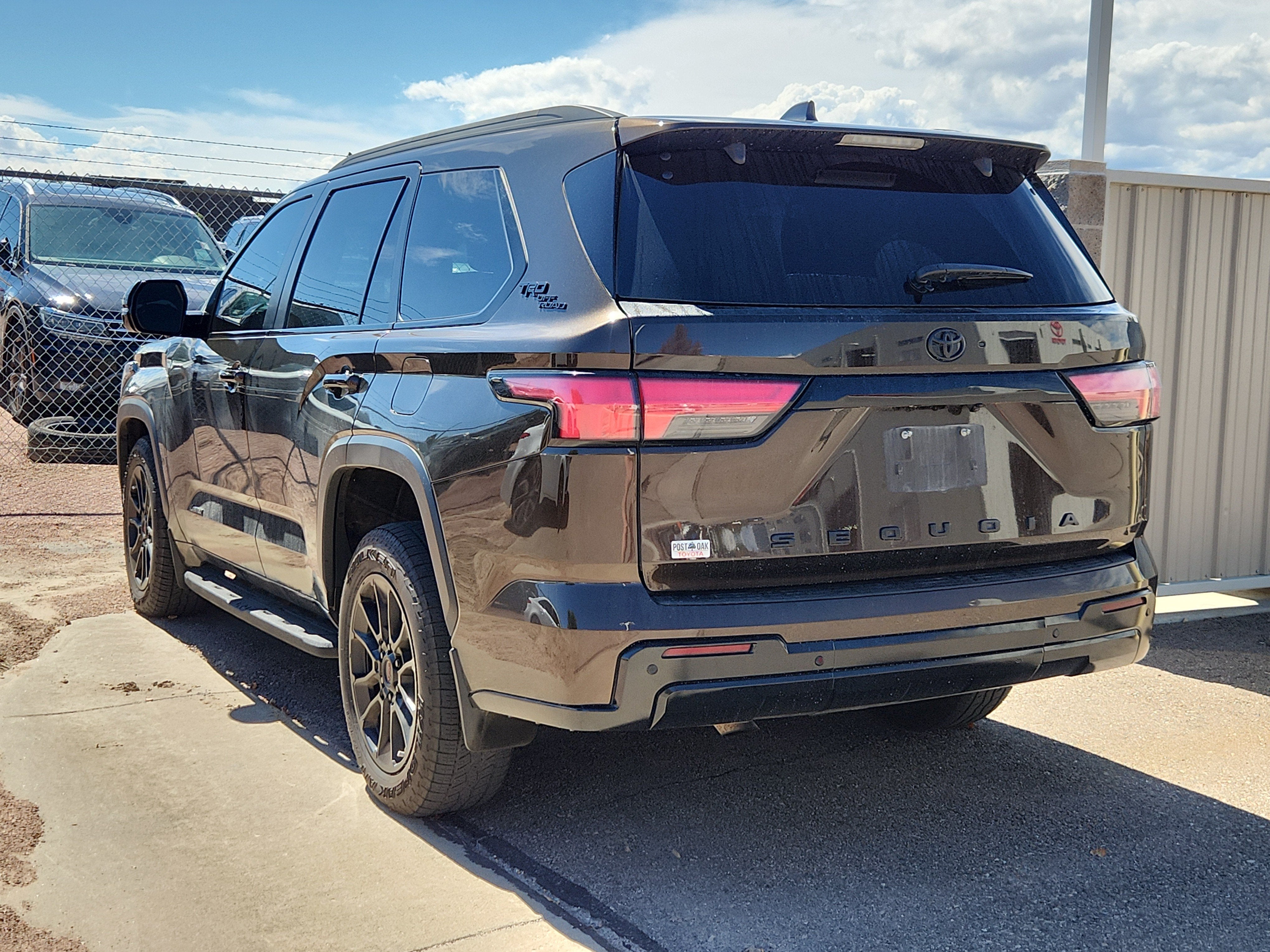2024 Toyota Sequoia UP