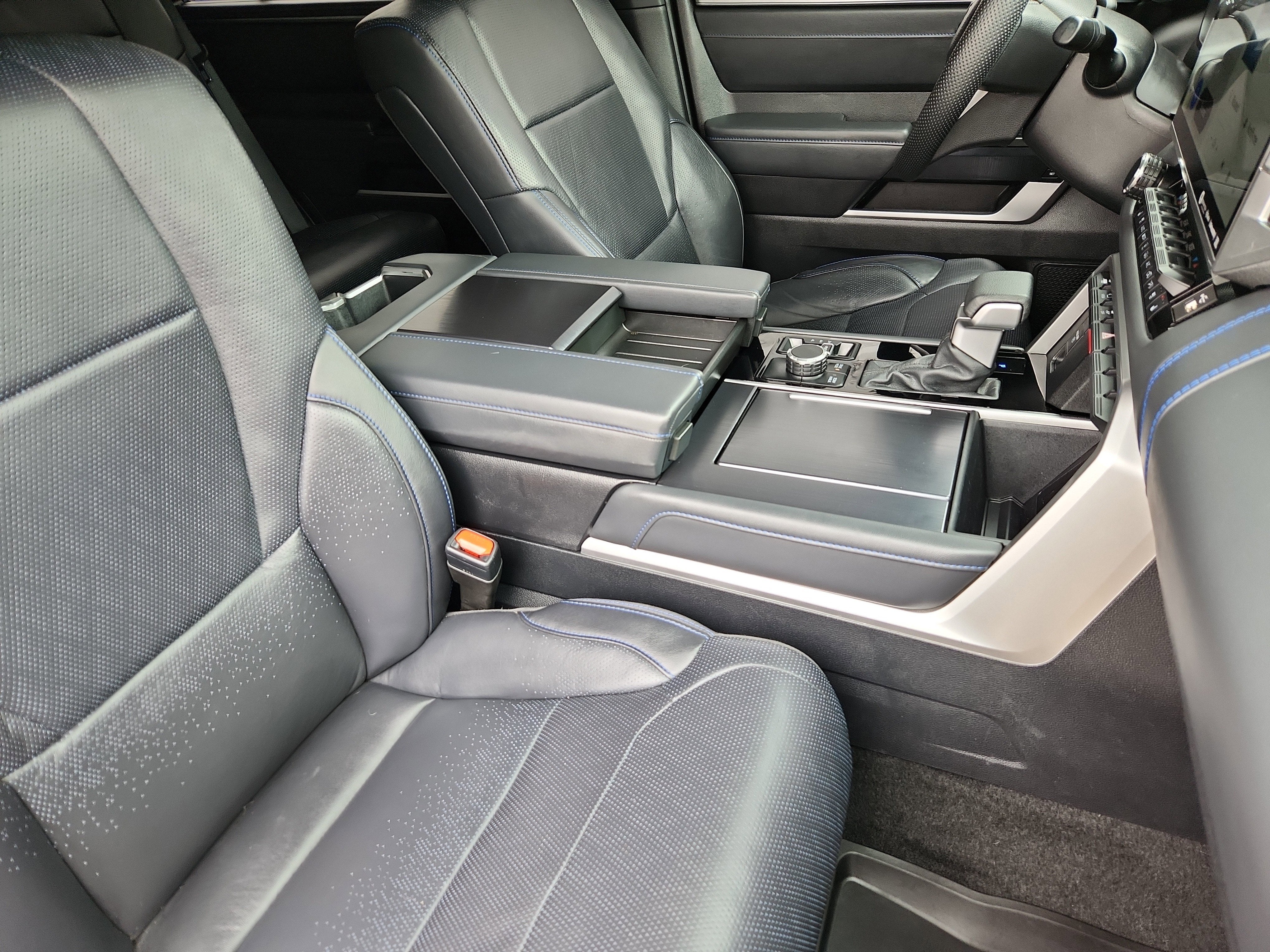 2024 Toyota Sequoia Platinum