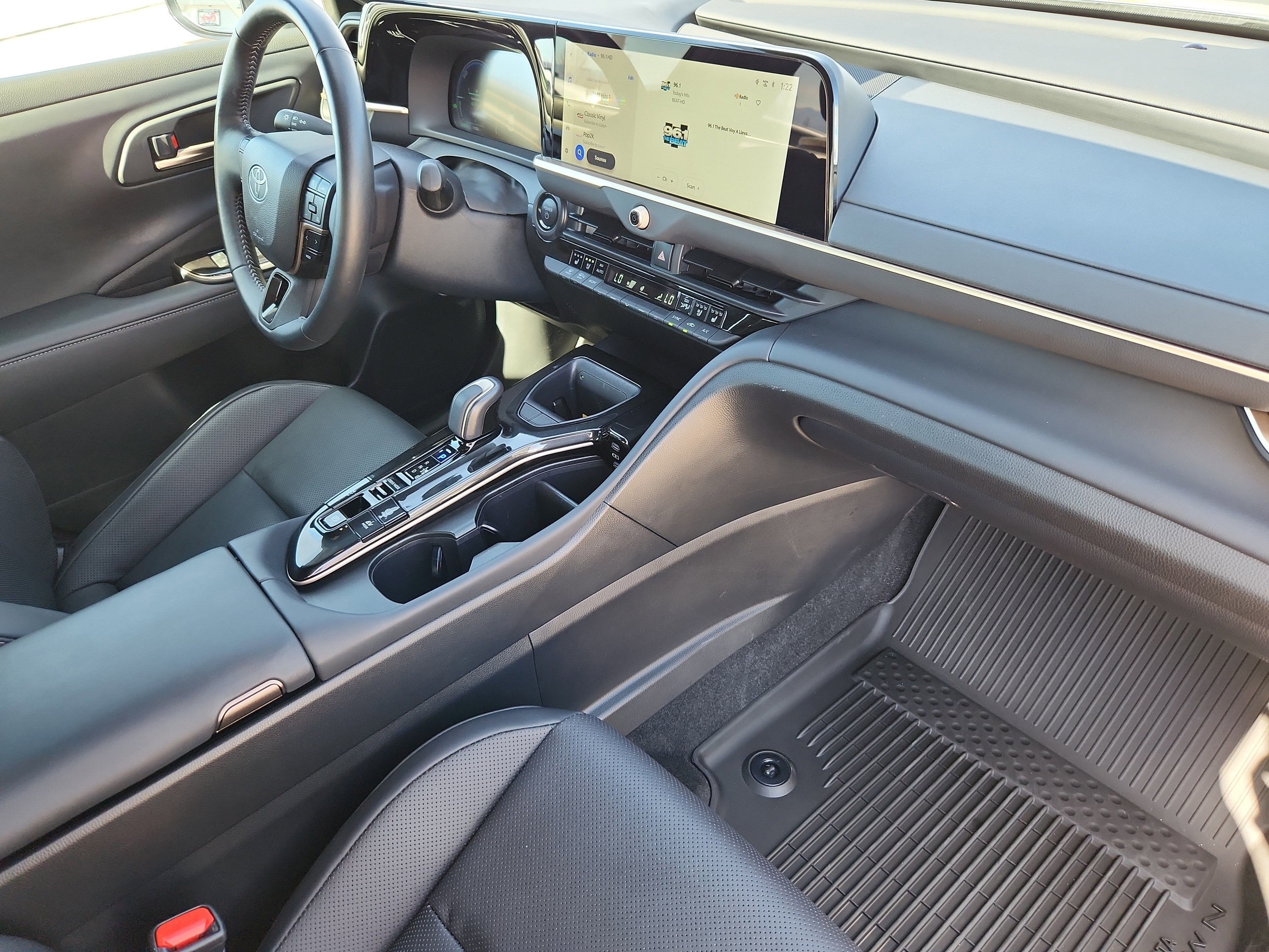 2025 Toyota Crown XLE