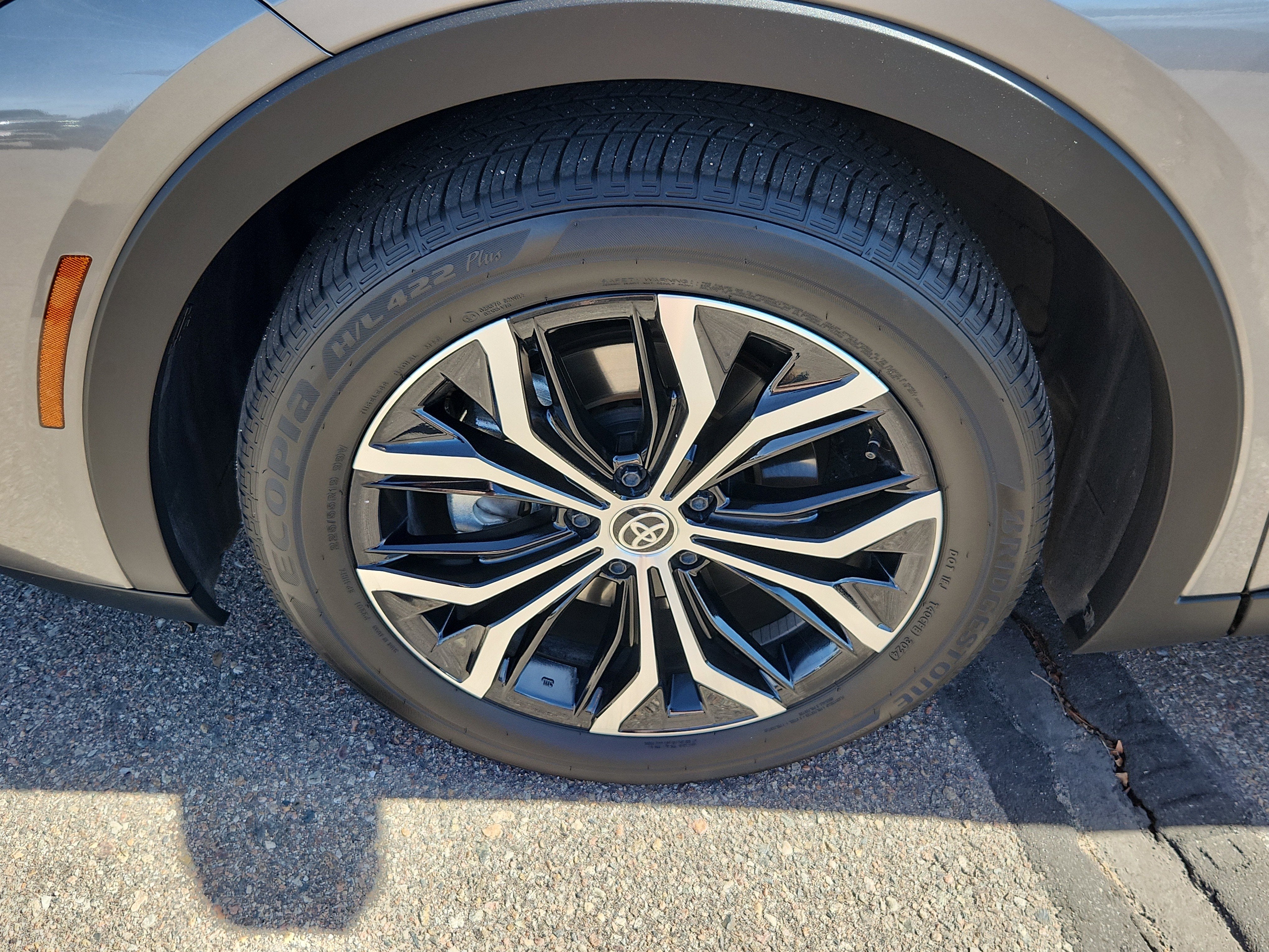 2025 Toyota Crown XLE