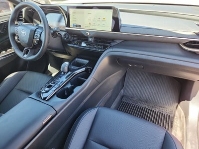 2025 Toyota Crown Signia Limited