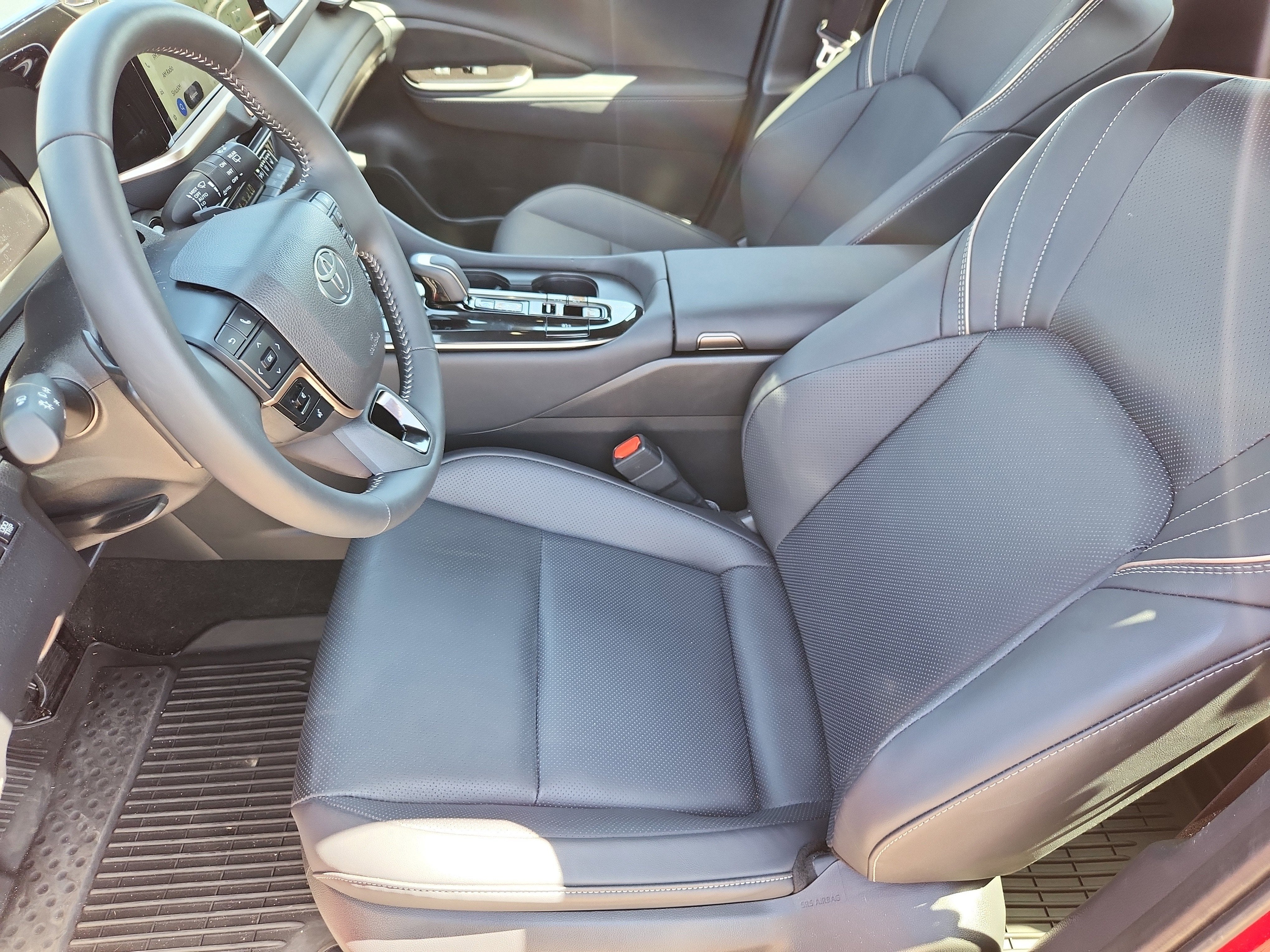 2025 Toyota Crown Signia Limited