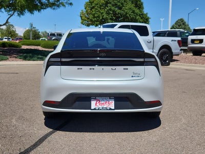 2025 Toyota Prius Plug-In Hybrid SE