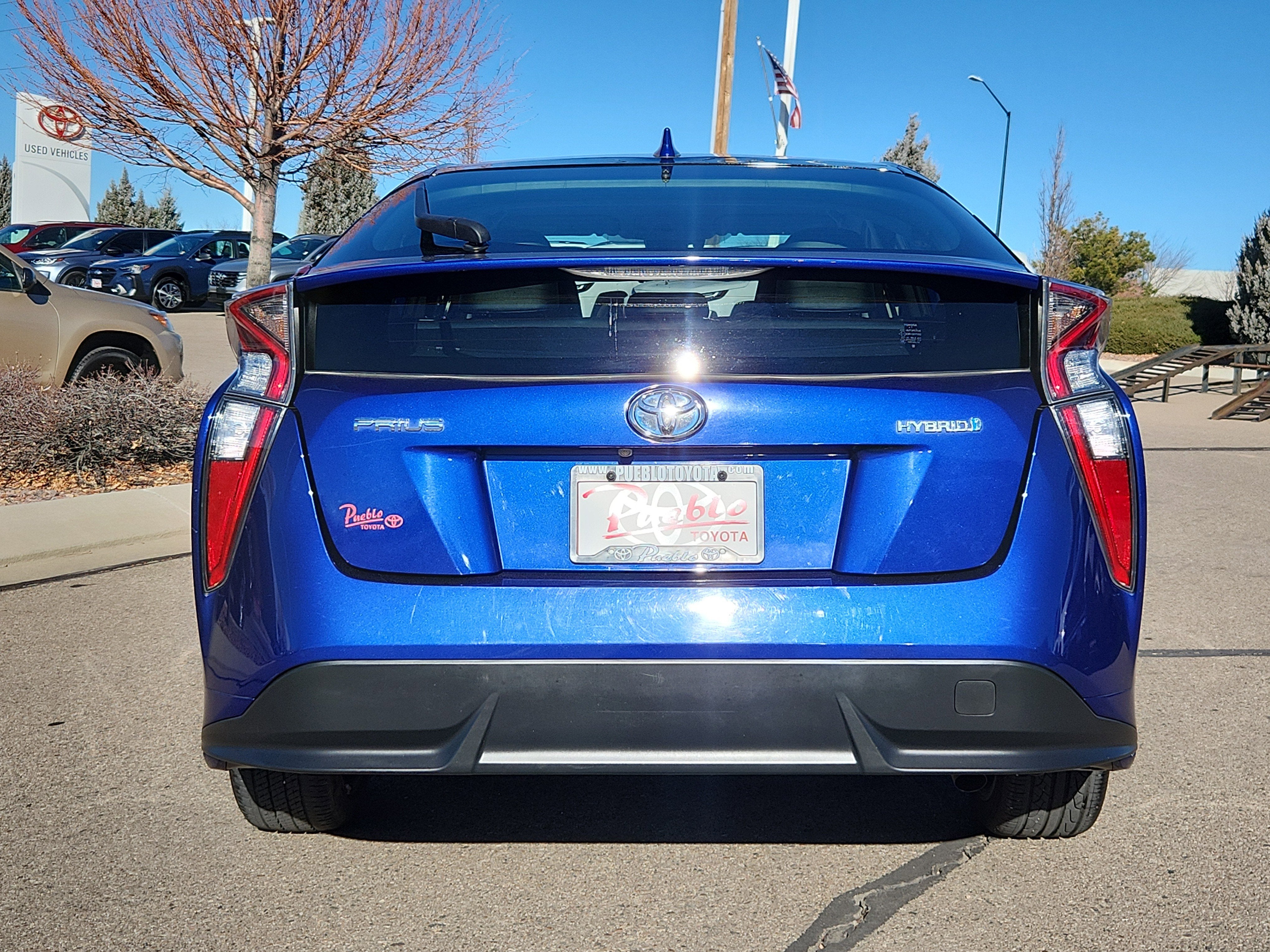 2017 Toyota Prius Three Touring