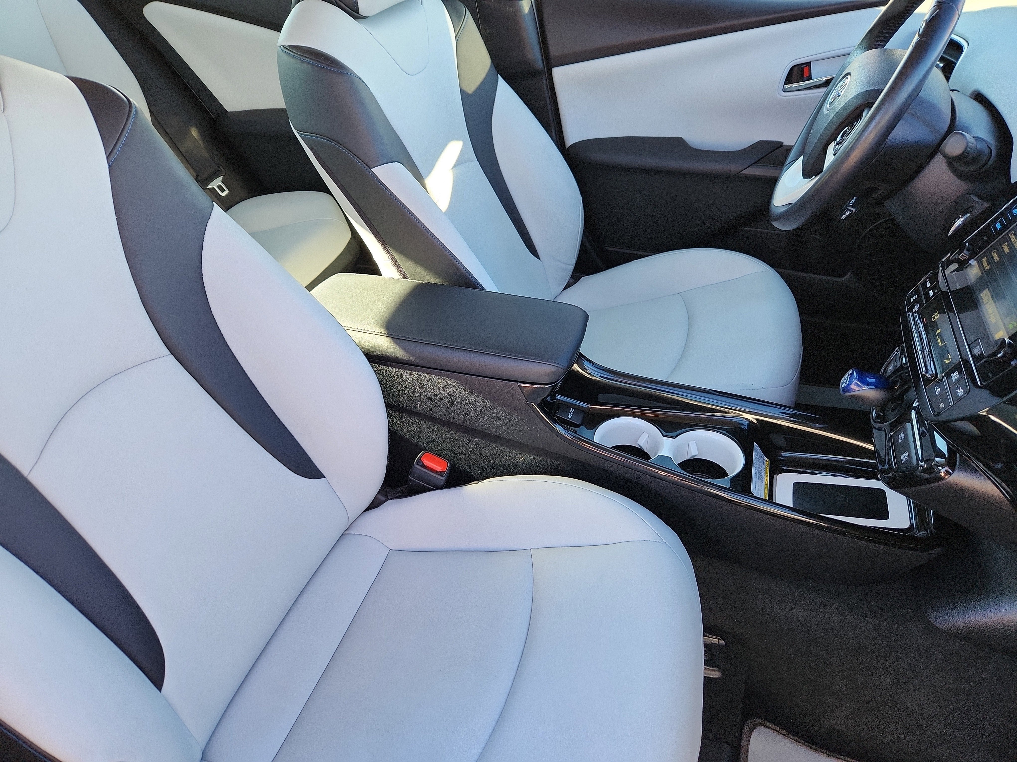 2017 Toyota Prius Three Touring