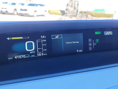 2017 Toyota Prius Three Touring