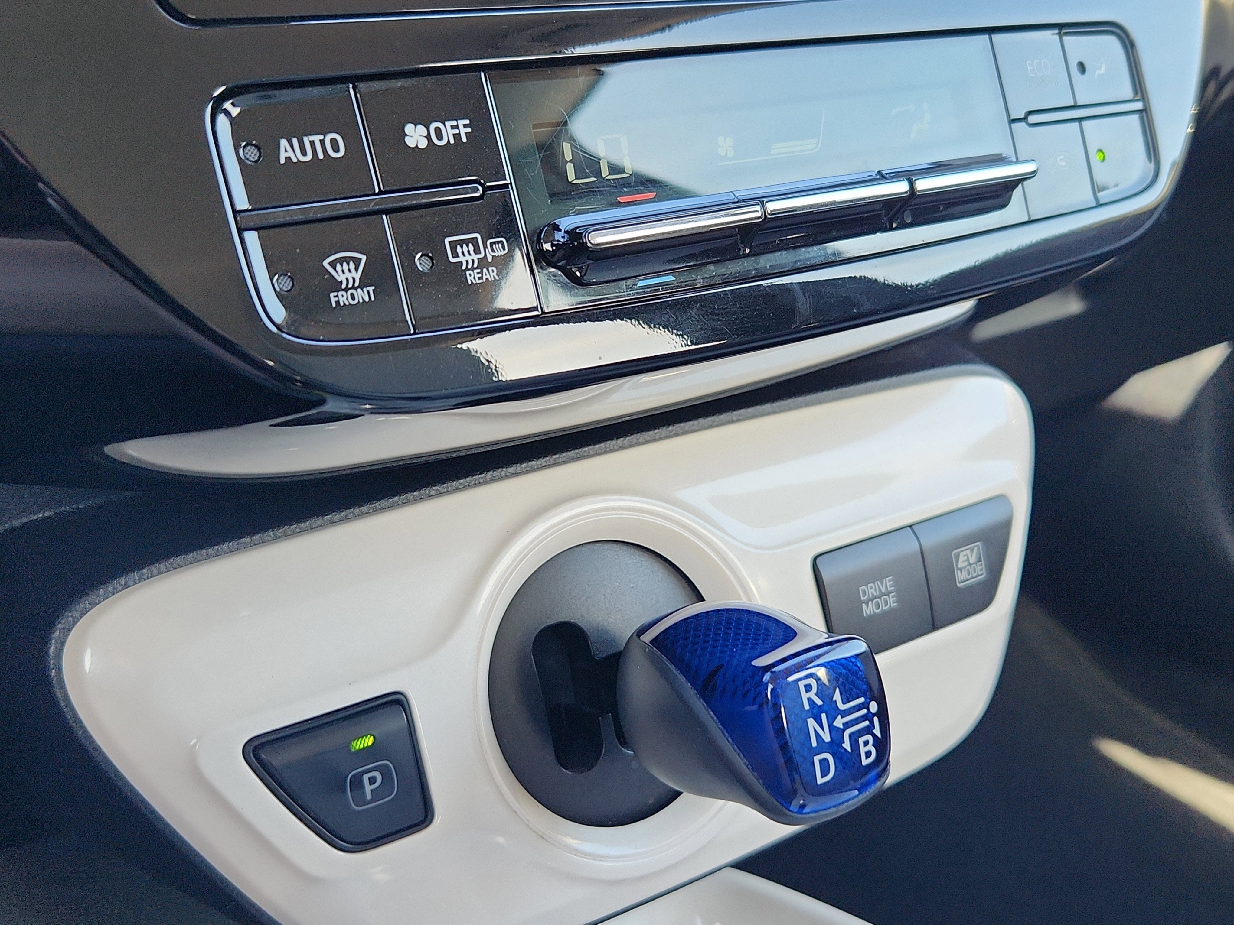 2018 Toyota Prius Three