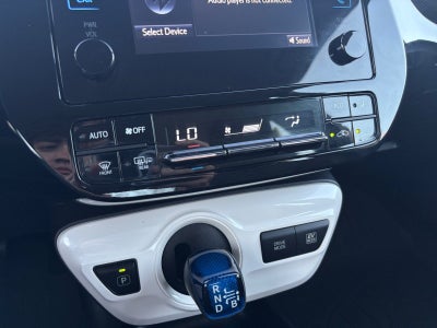 2017 Toyota Prius HB