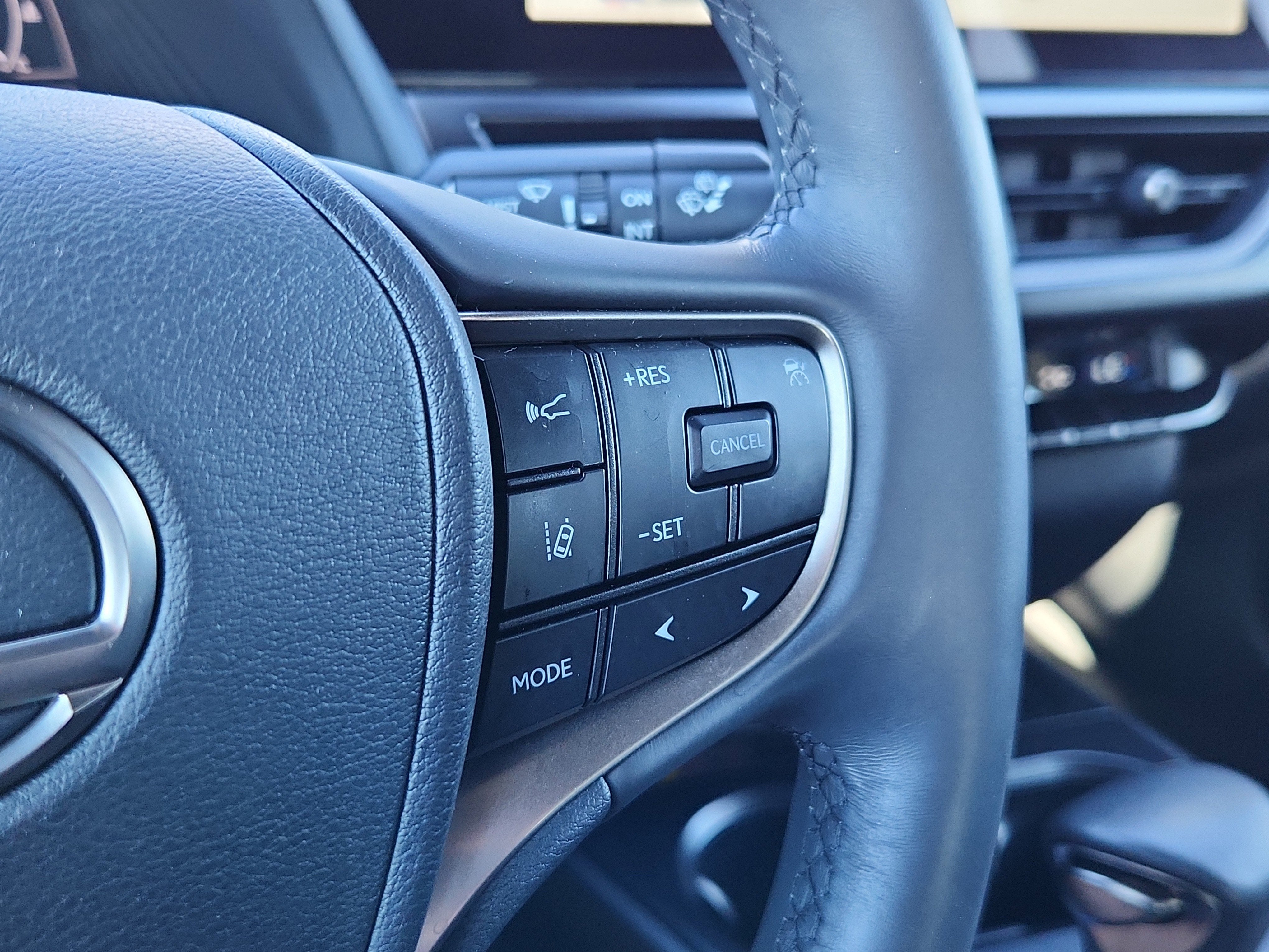 2024 Lexus UX UX 250h Premium