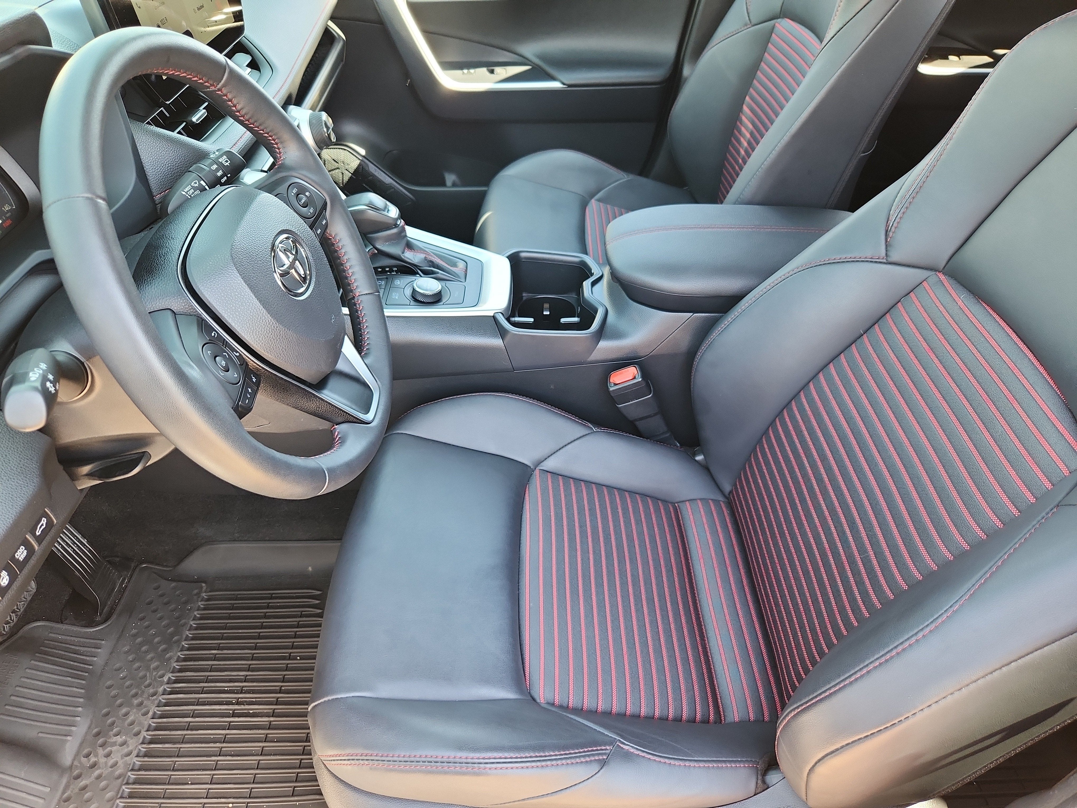 2024 Toyota RAV4 Prime XSE