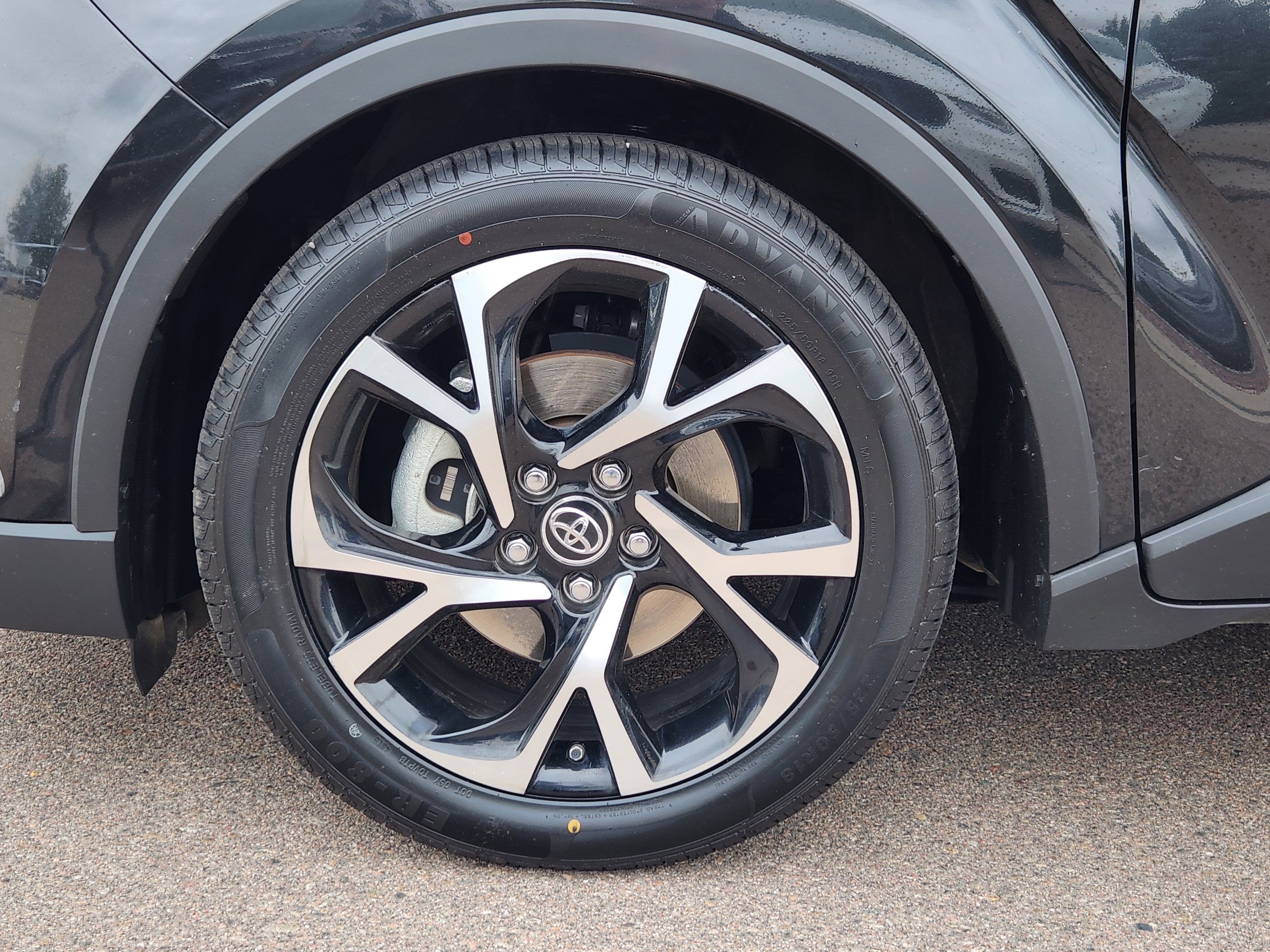 2019 Toyota C-HR XLE
