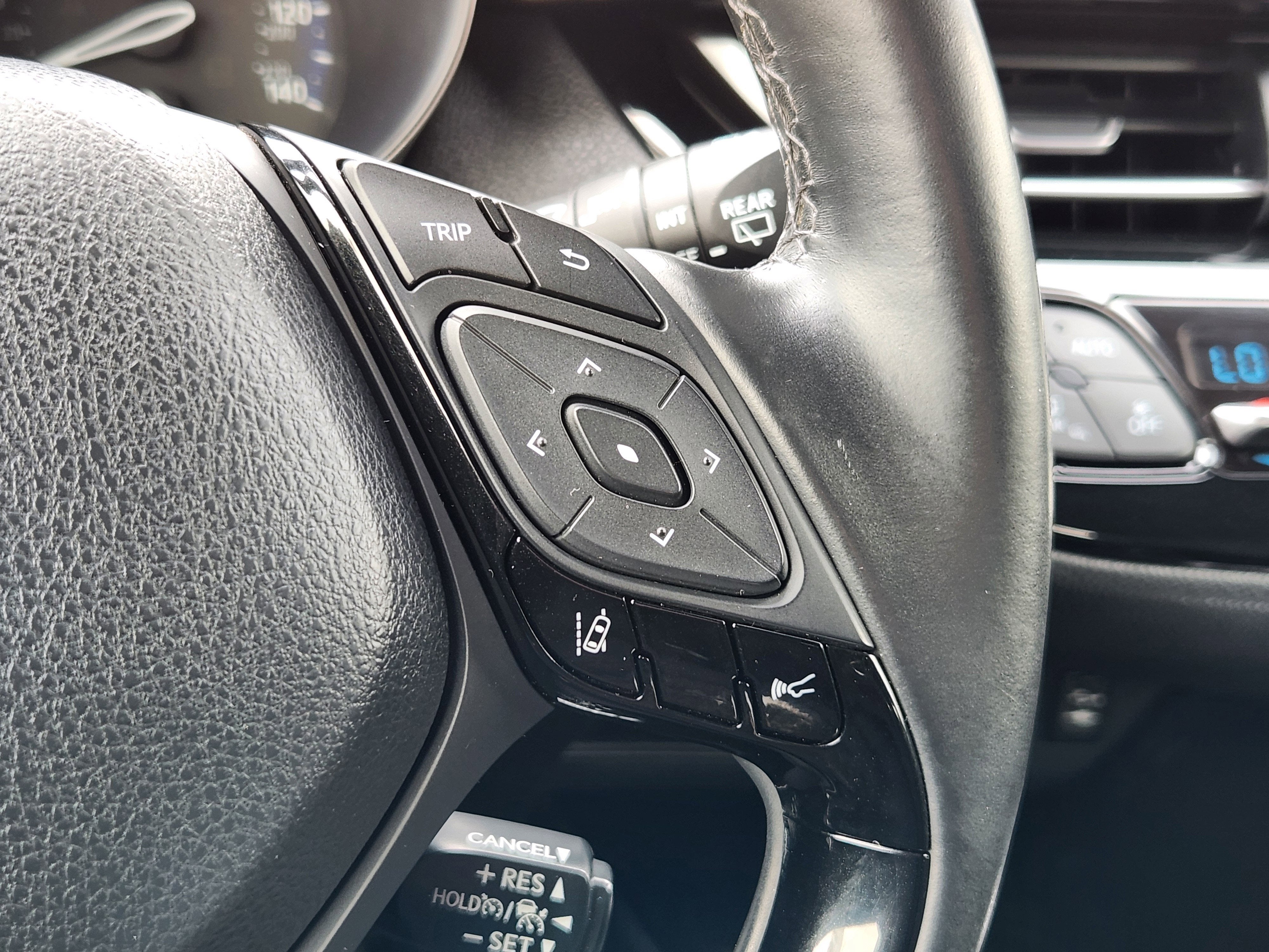 2019 Toyota C-HR XLE